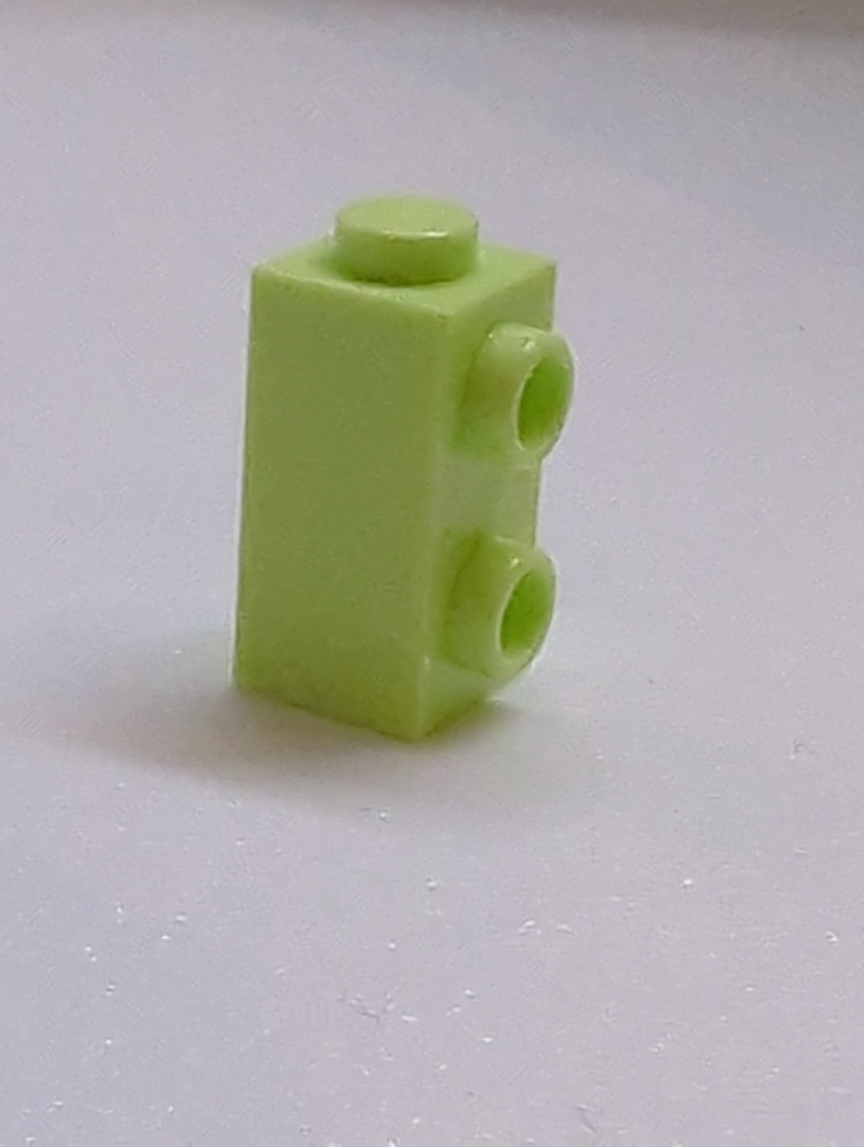1x1x1 2/3 modifizierter Stein mit Noppen an einer Seite mintgrün