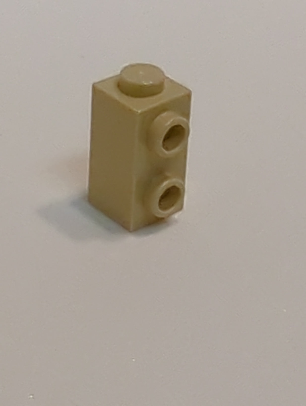 NEU Stein, modifiziert 1 x 1 x 1 2/3 mit Noppen an der Seite beige