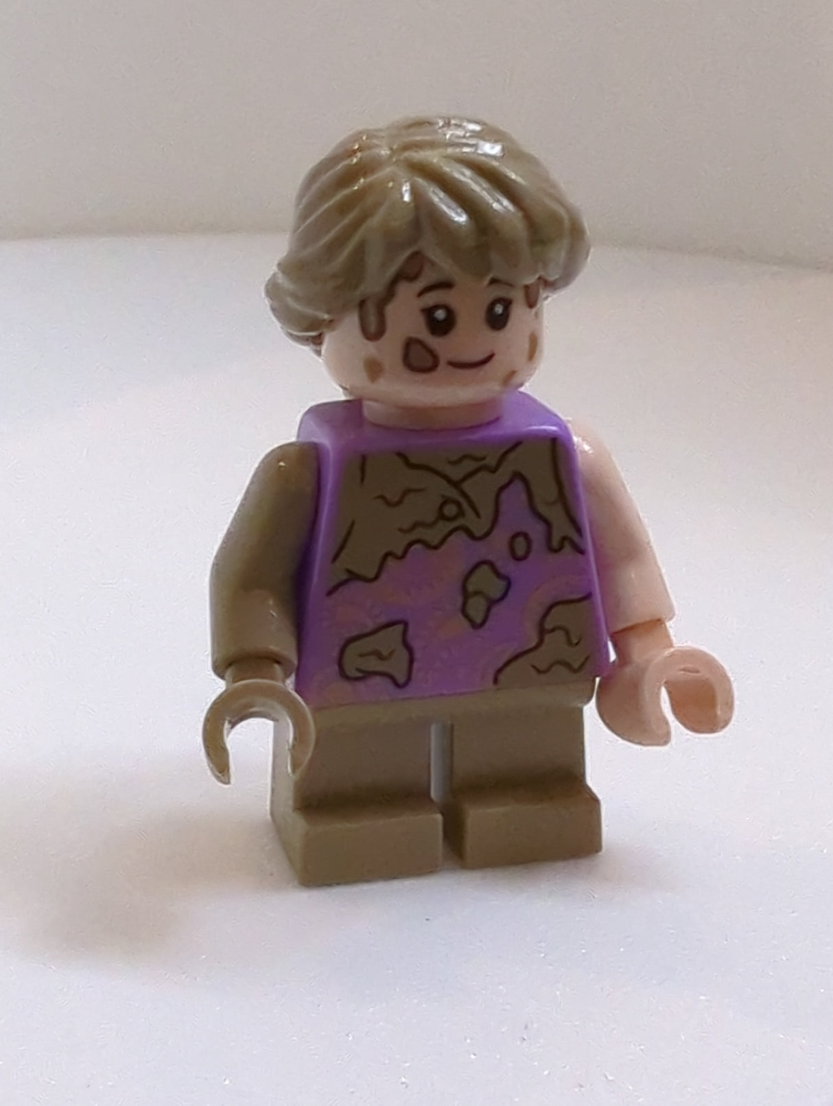 NEU Jurassic World Minifigur Lex Murphy - Dreck Flecken jw098