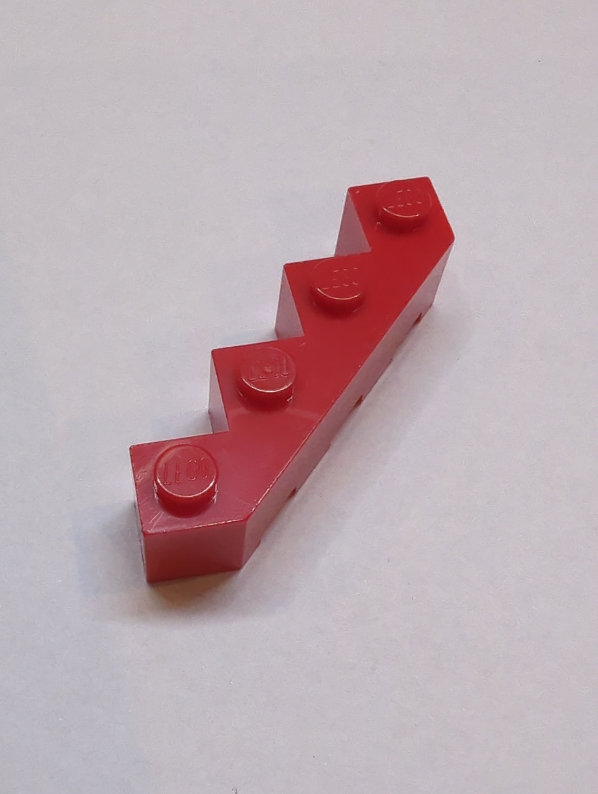 4x4 Eckstein facettiert rot