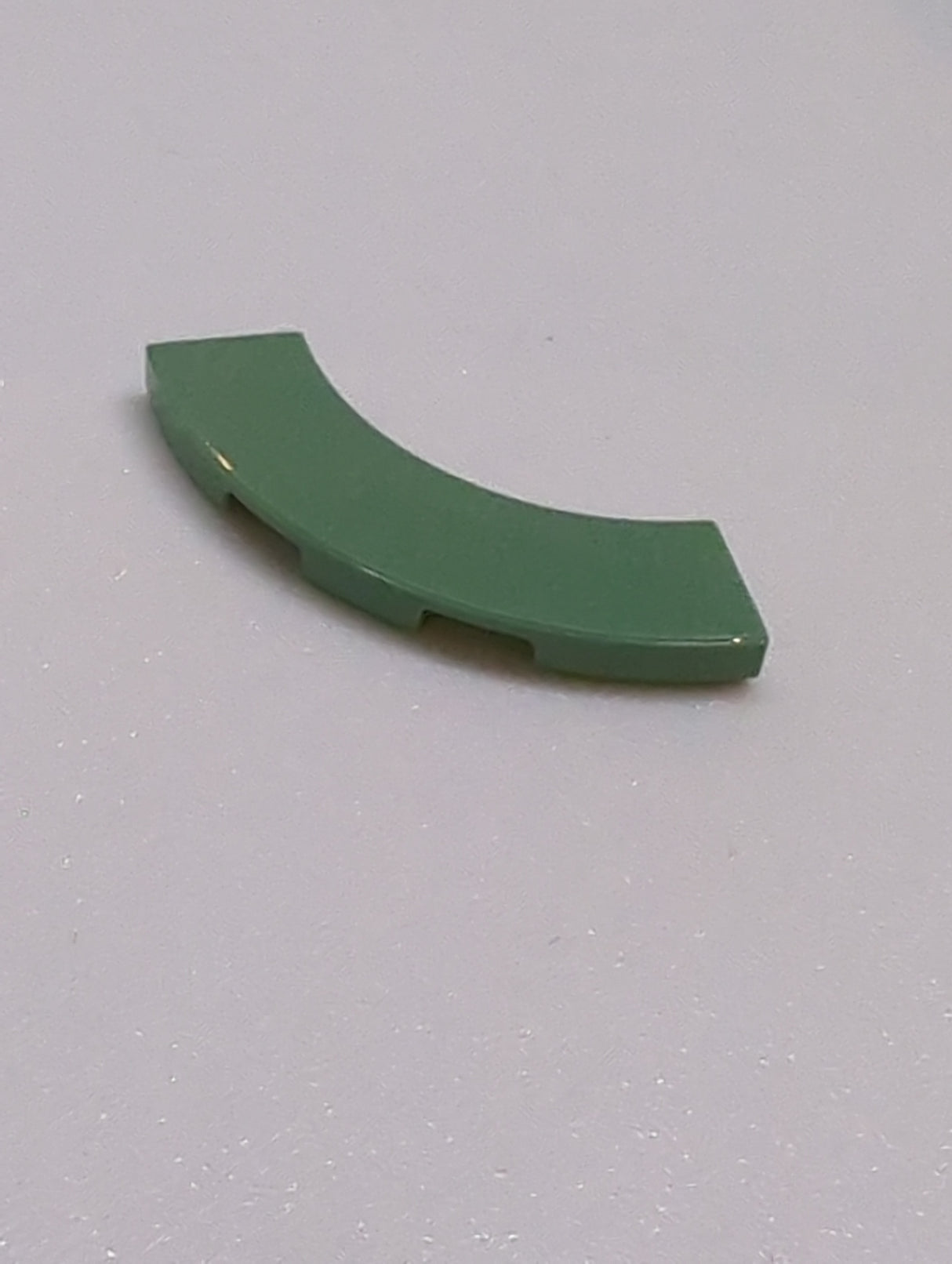 NEU Fliese rund, Ecke 3 x 3 Macaroni sandgrün