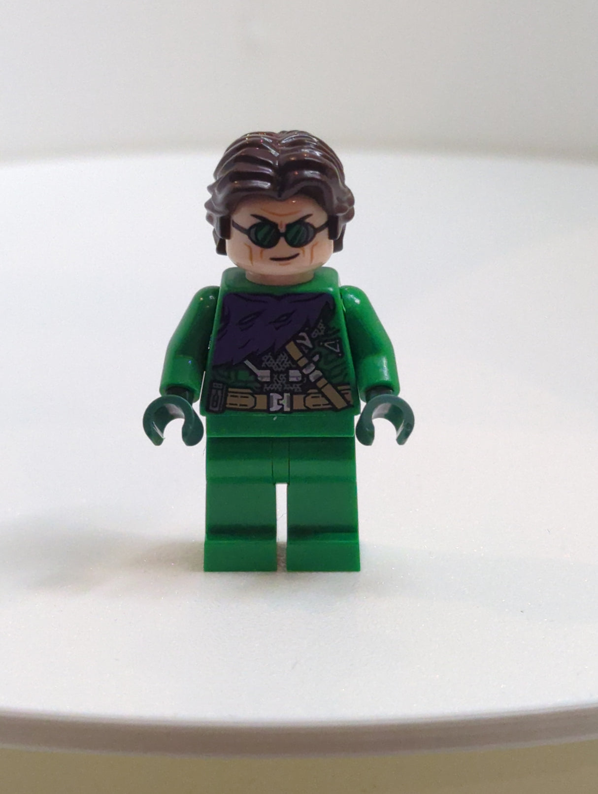 NEU Super Heroes Minifigur Green Goblin - grünes Outfit ohne Maske, dunkelbraune Haare sh0888