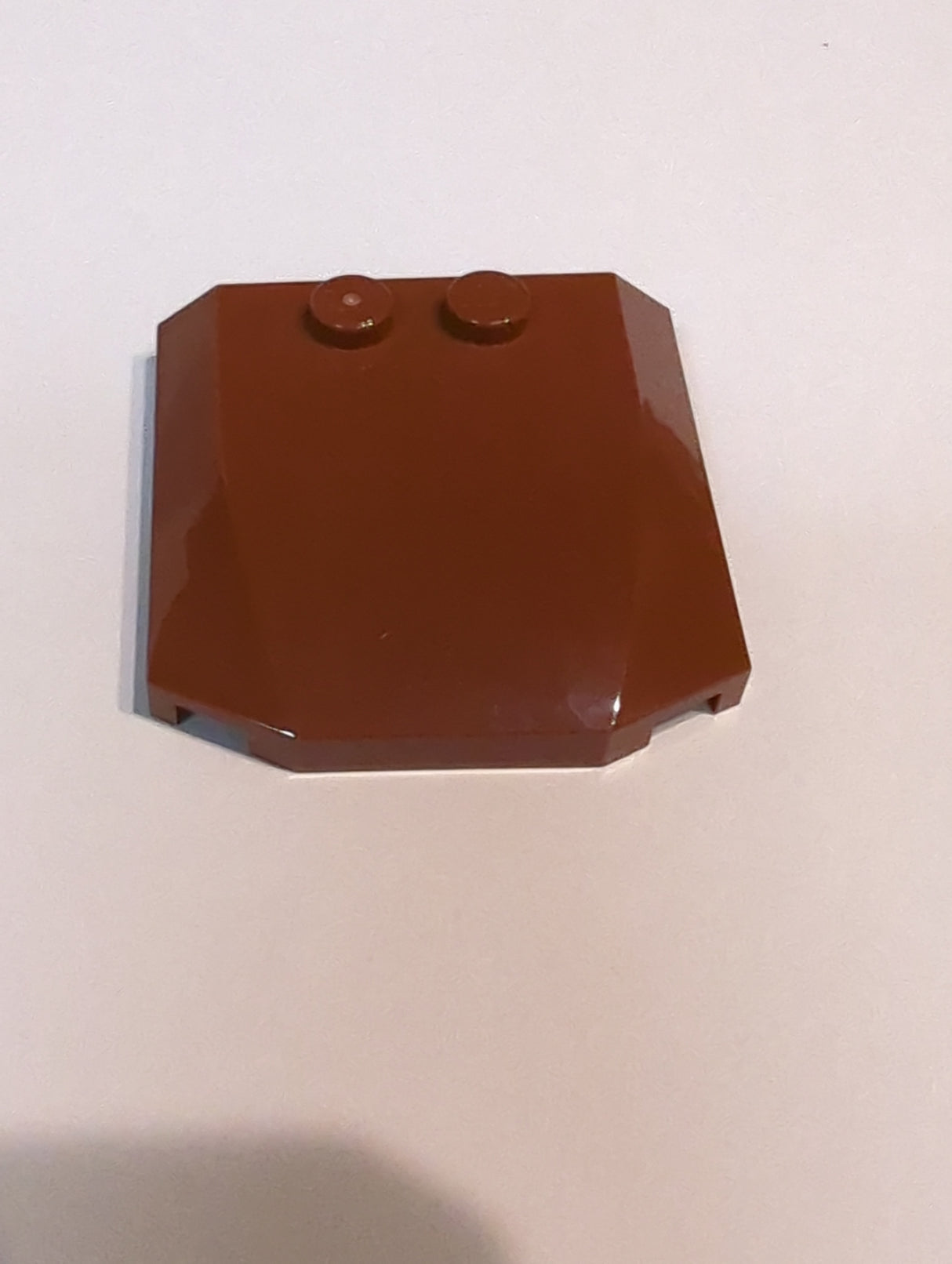 NEU Keil 4 x 4 x 2/3 dreifach gekrümmt neubraun