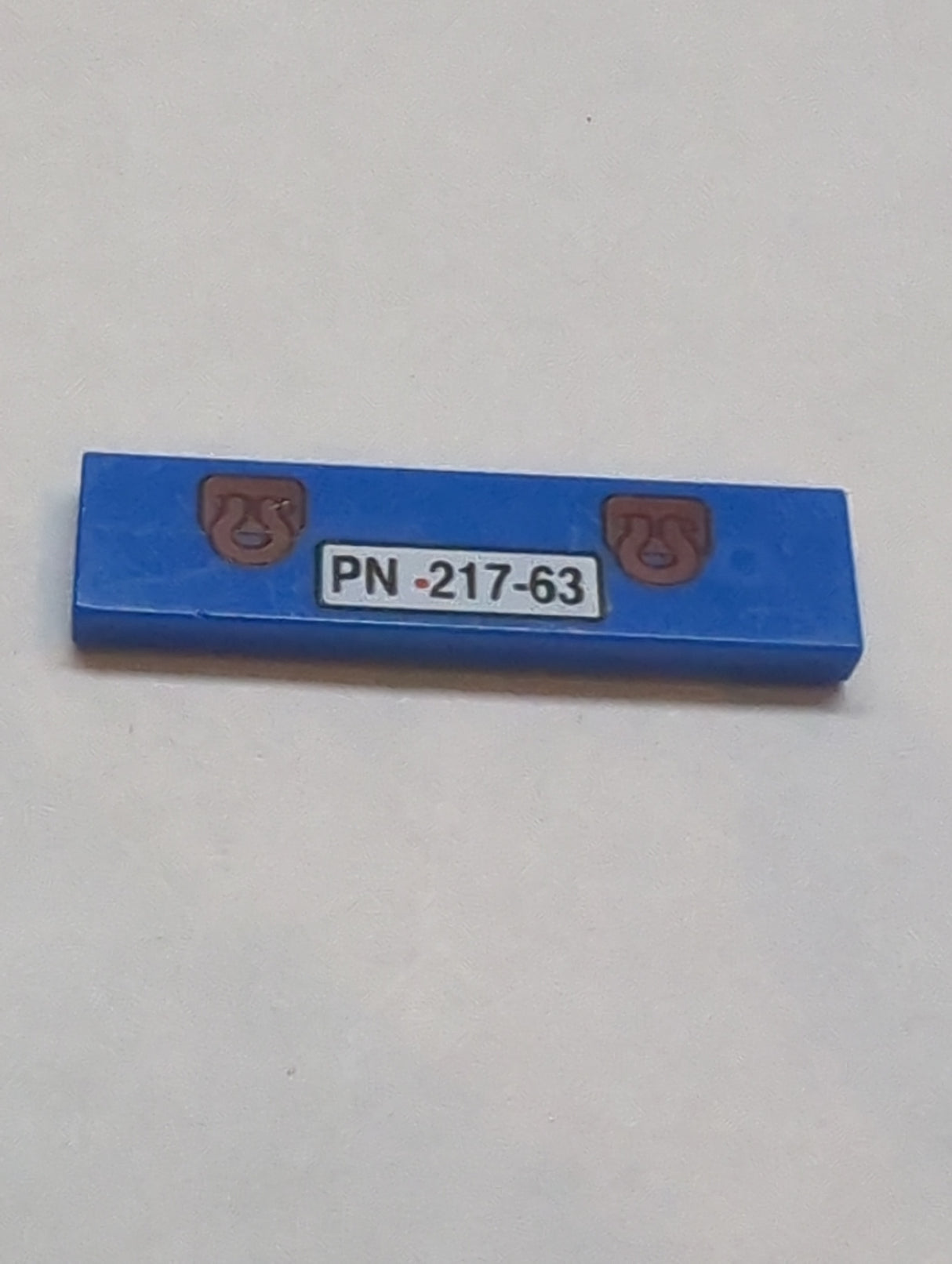 1x4 Fliese bedruckt mit Tow Hooks and 'PN 217-63' Pattern (Ivan Mater) blau