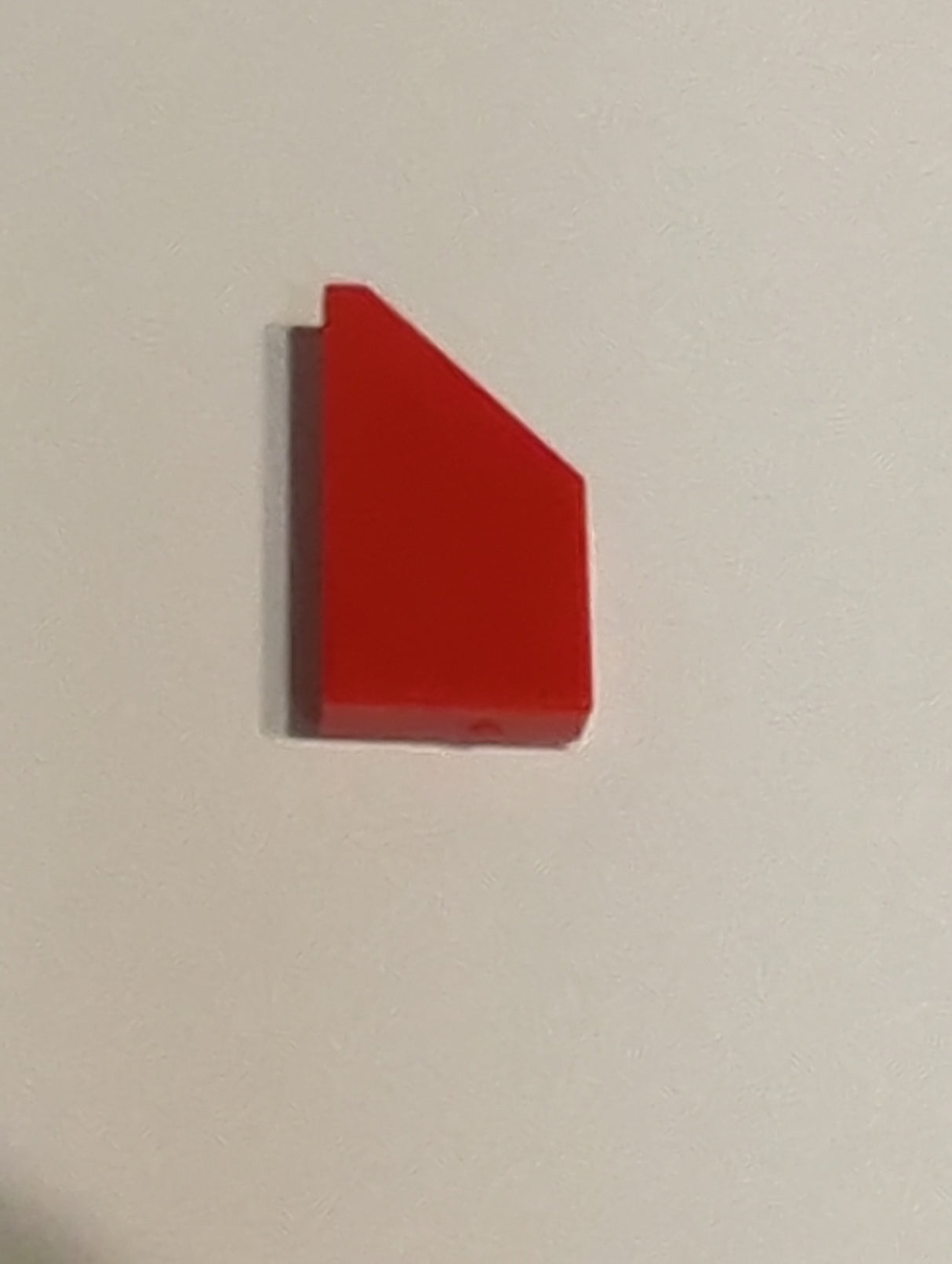 NEU Fliese, modifiziert 1 x 2 Keil links rot