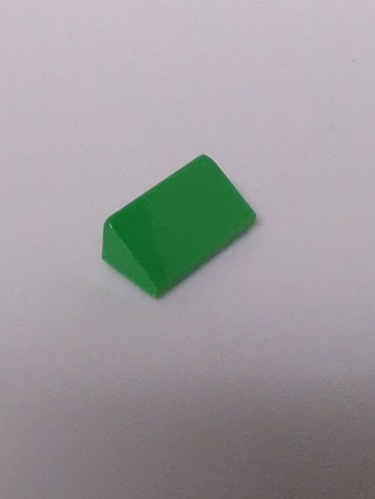 NEU Slope 30 1x2x2/3 mediumgrün bright green