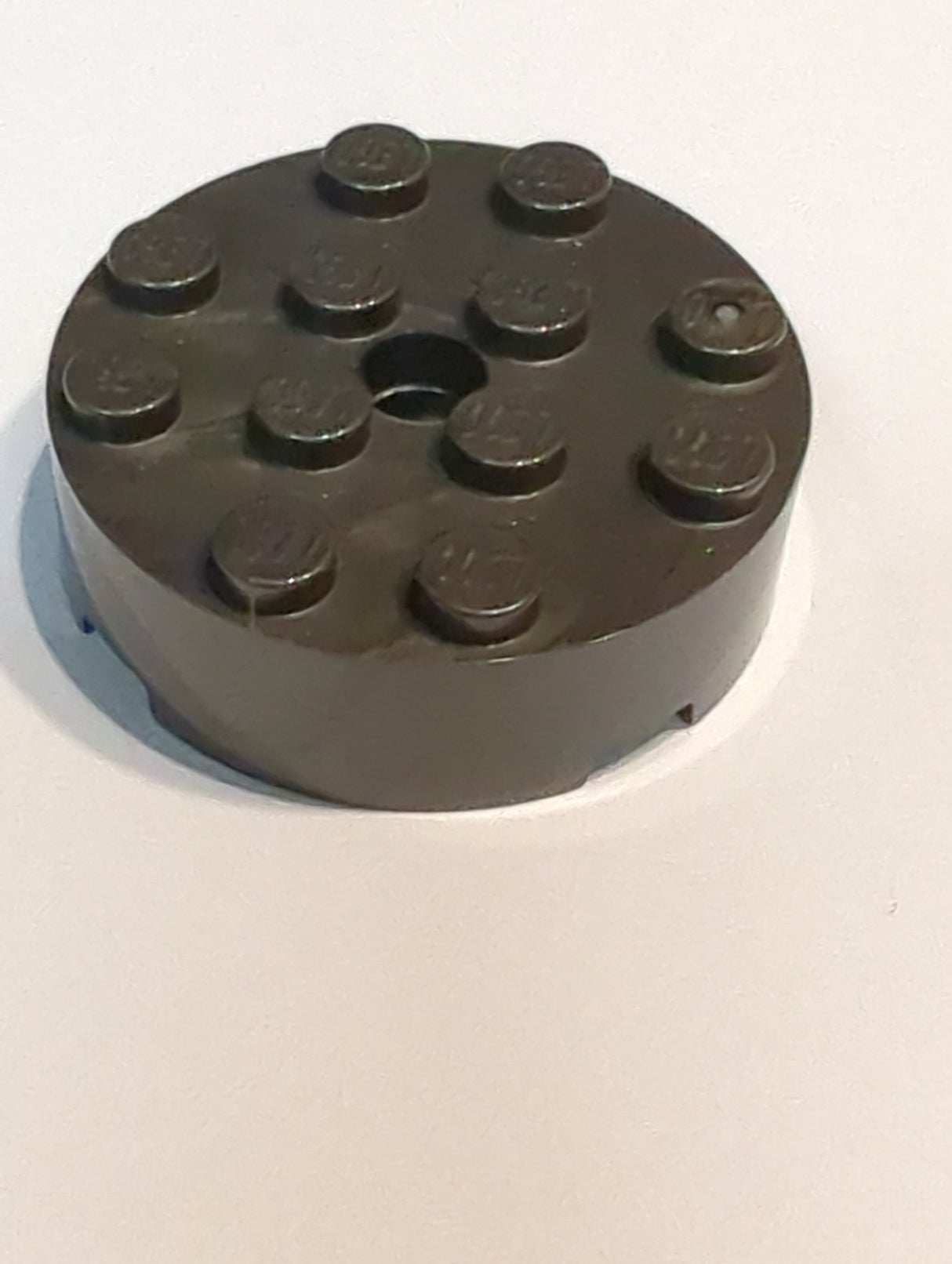 NEU Stein Rund 4 x 4 mit Loch titan