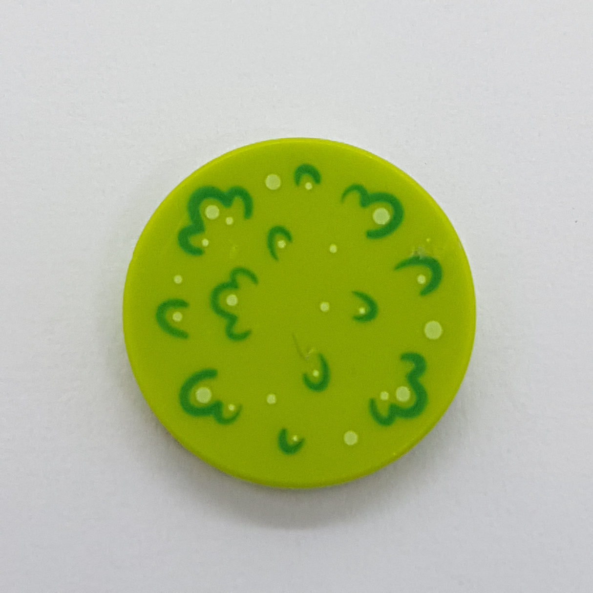 2x2 Fliese rund bedruckt with Bottom Stud Holder with Green Foliage and White Spots Pattern lindgrün lime