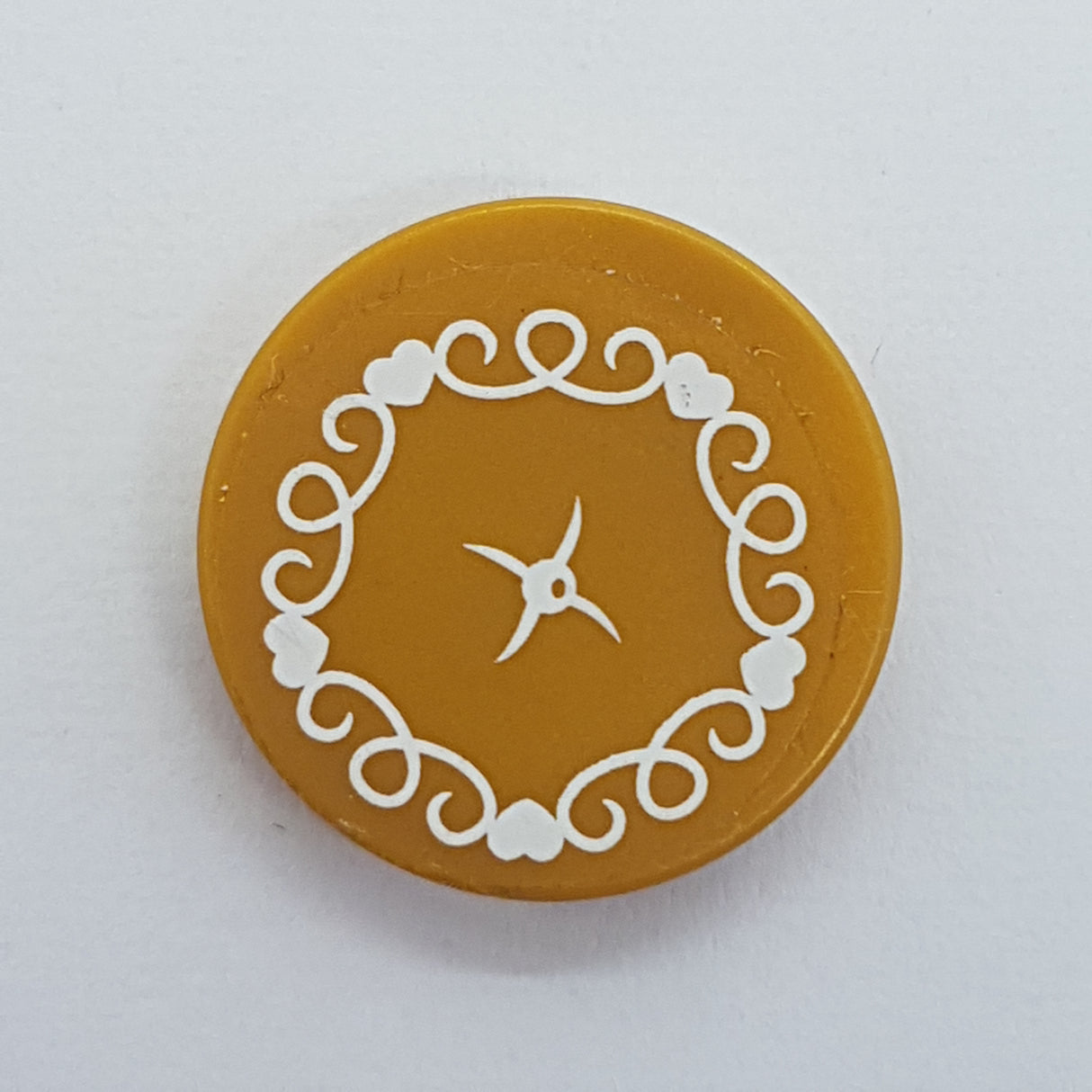 2x2 Fliese rund beklebt with Bottom Stud Holder with Cushion with White Button, Hearts and Swirls on Transparent Background Pattern (Sticker) - Set 41101