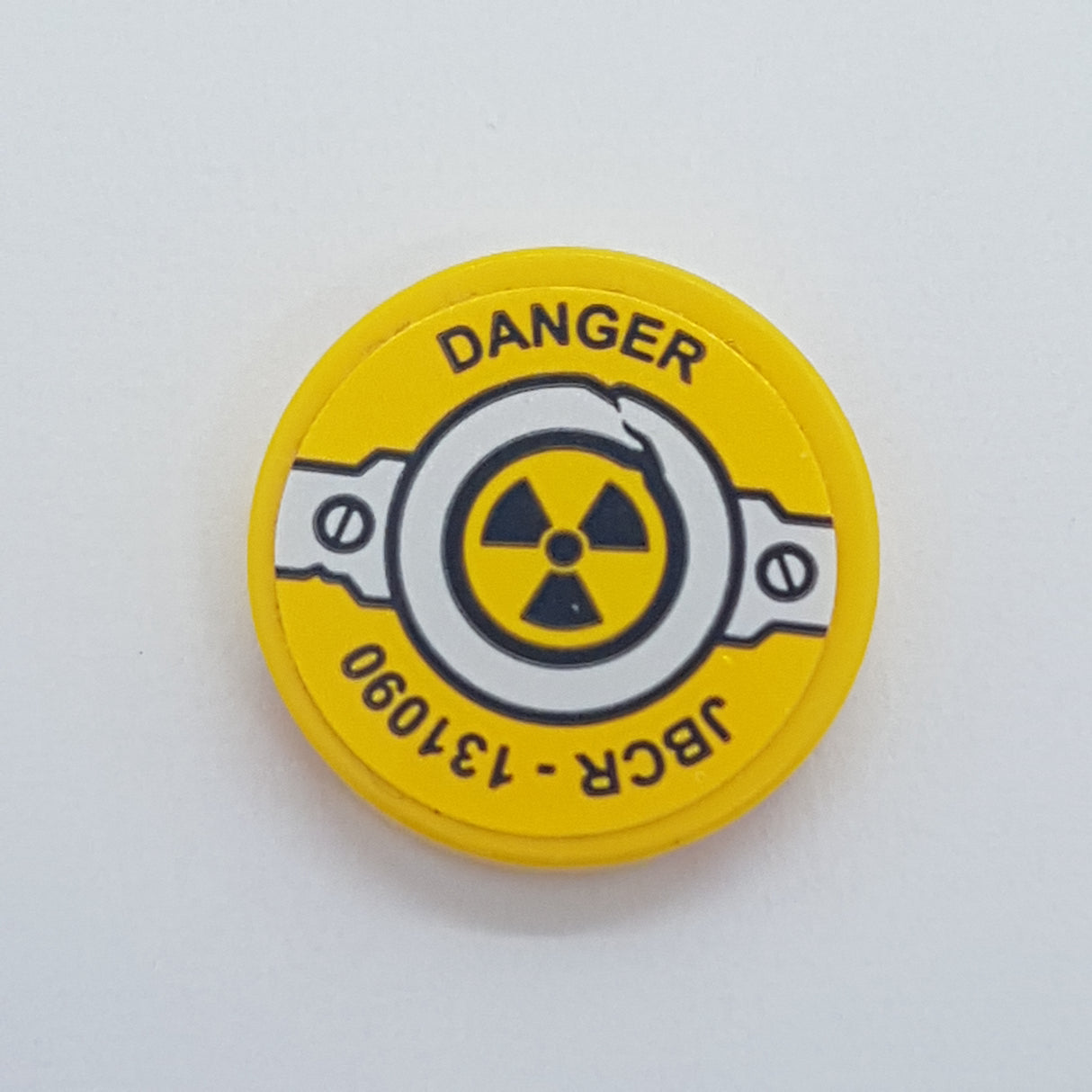 2x2 Fliese rund beklebt with Bottom Stud Holder with 'DANGER', 'JBCR - 131090', Rivets and Nuclear Symbol Pattern (Sticker) - Set 76078 gelb yellow