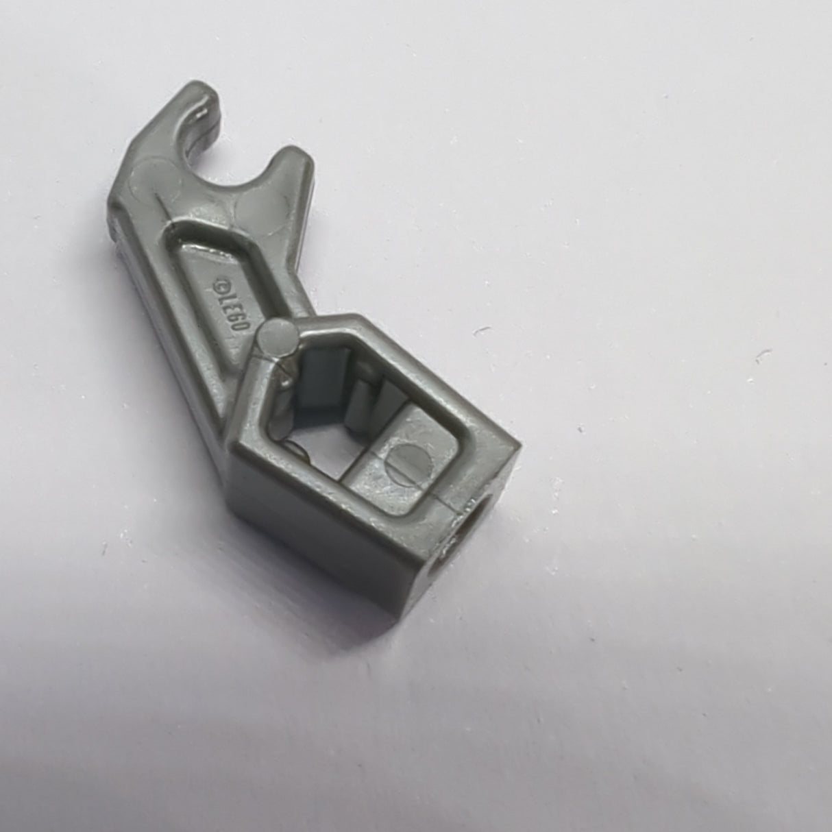 Arm mechanisch, Exo Force / Bionicle dicker Arm dunkel pearlsilber flat silver