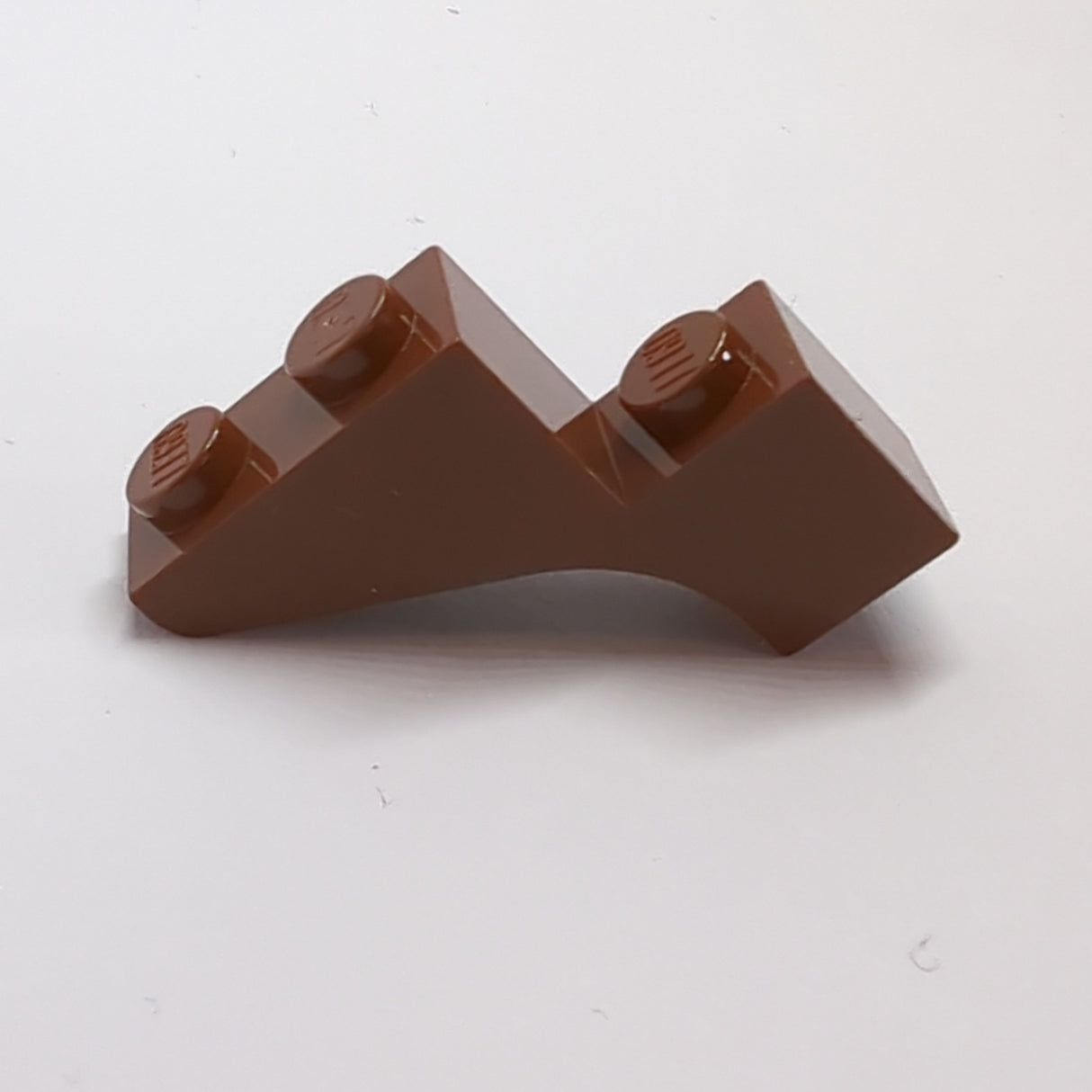 1x3x2 Halbbogenstein rund mit Stufe neubraun reddish brown