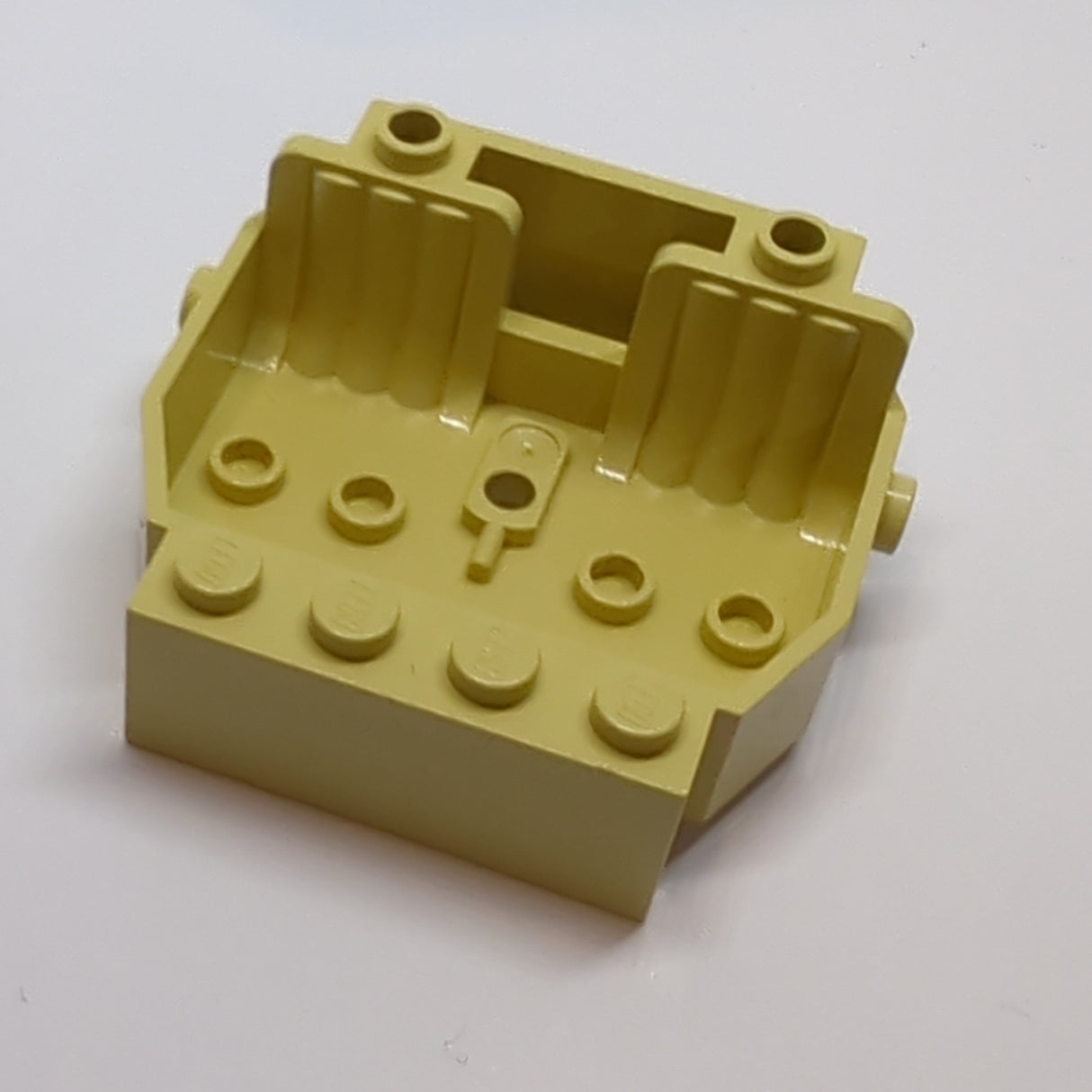 6x5x2 Fahrzeugbasis mit 2 Sitzen beige tan