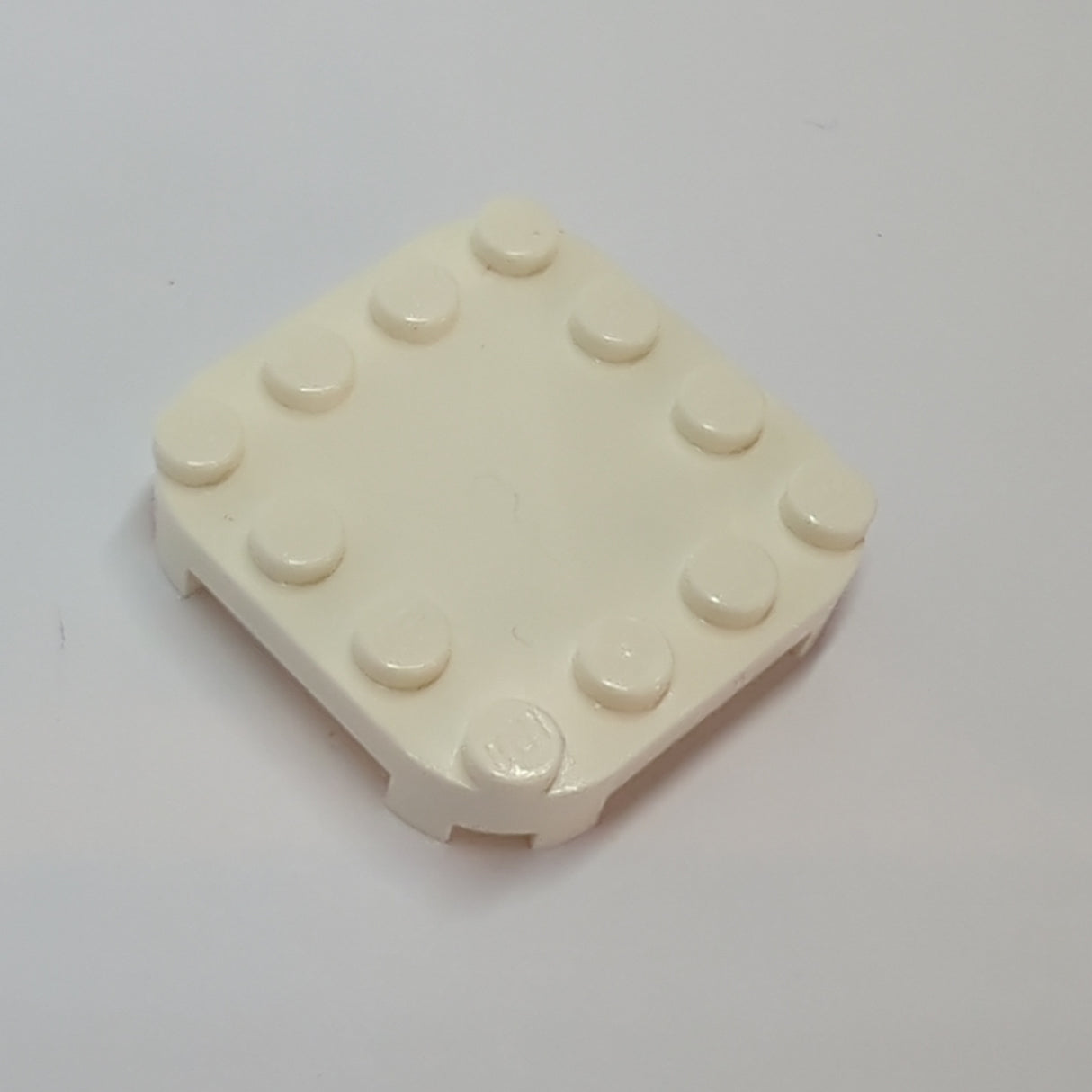 4x4 Platte mit abgerundeten Ecken weiß white