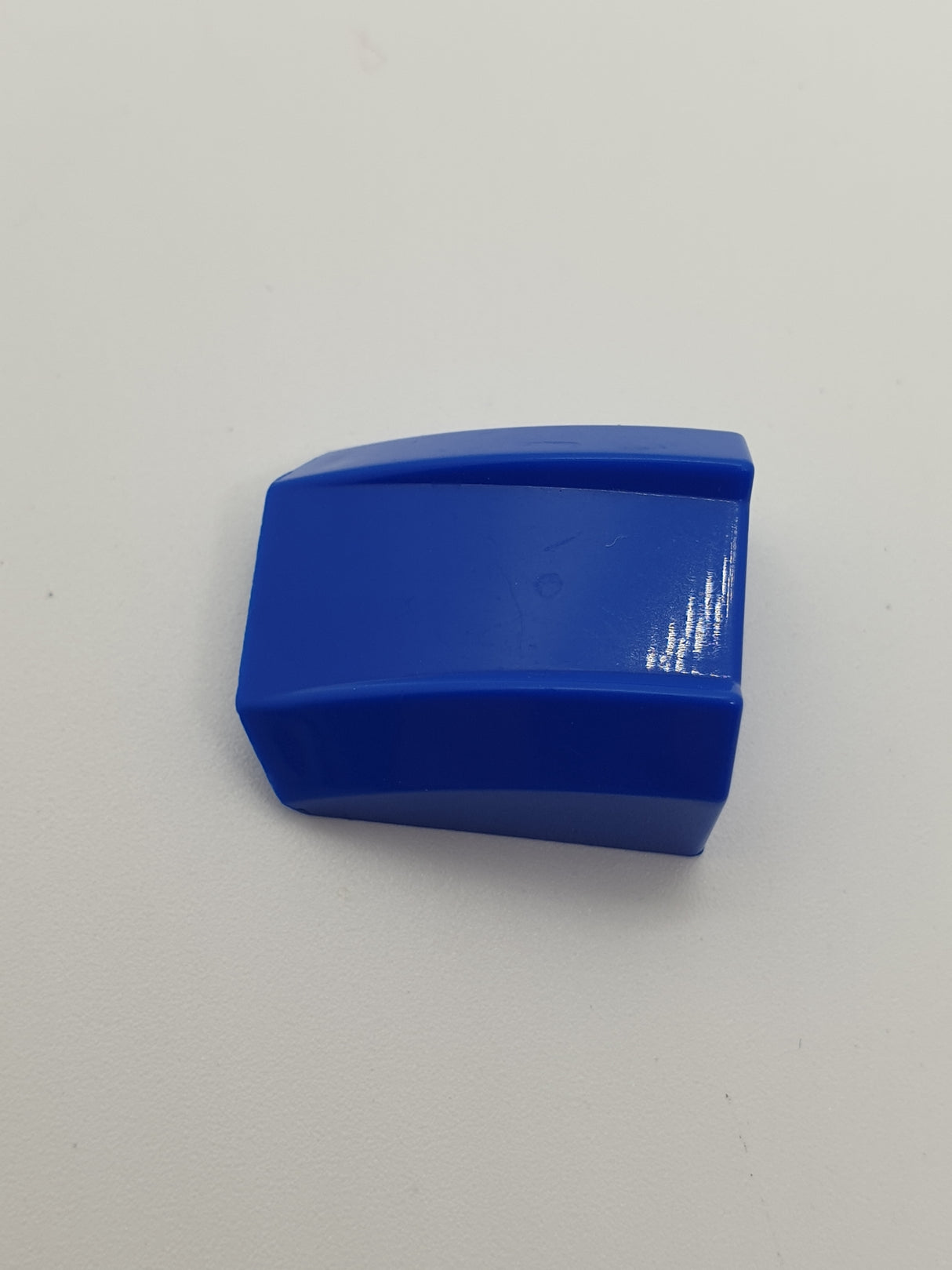 2x2 Bogenstein Motorhaube blau