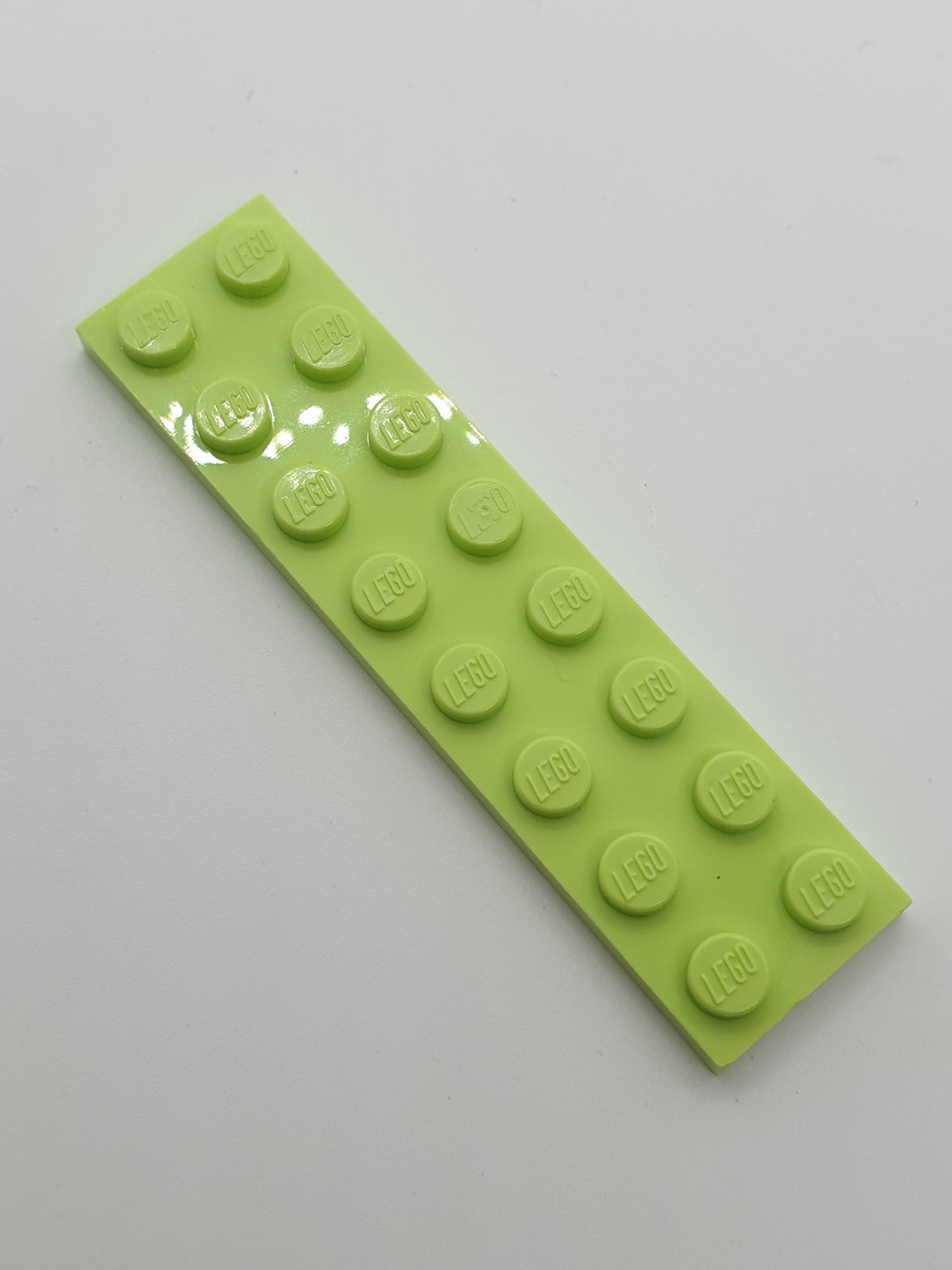 2x8 Platte lindgrün