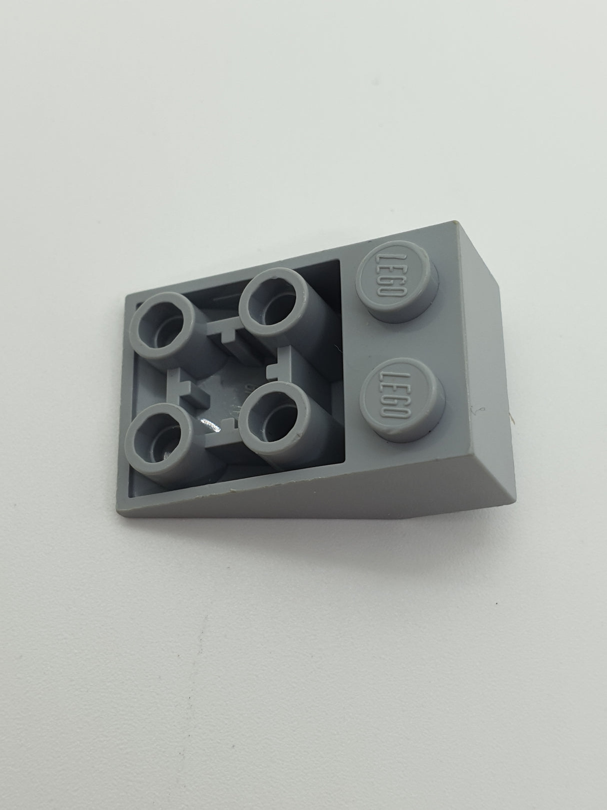 2x3 Invertstein 25° ohne Verbindung zwischen den Noppen neuhellgrau