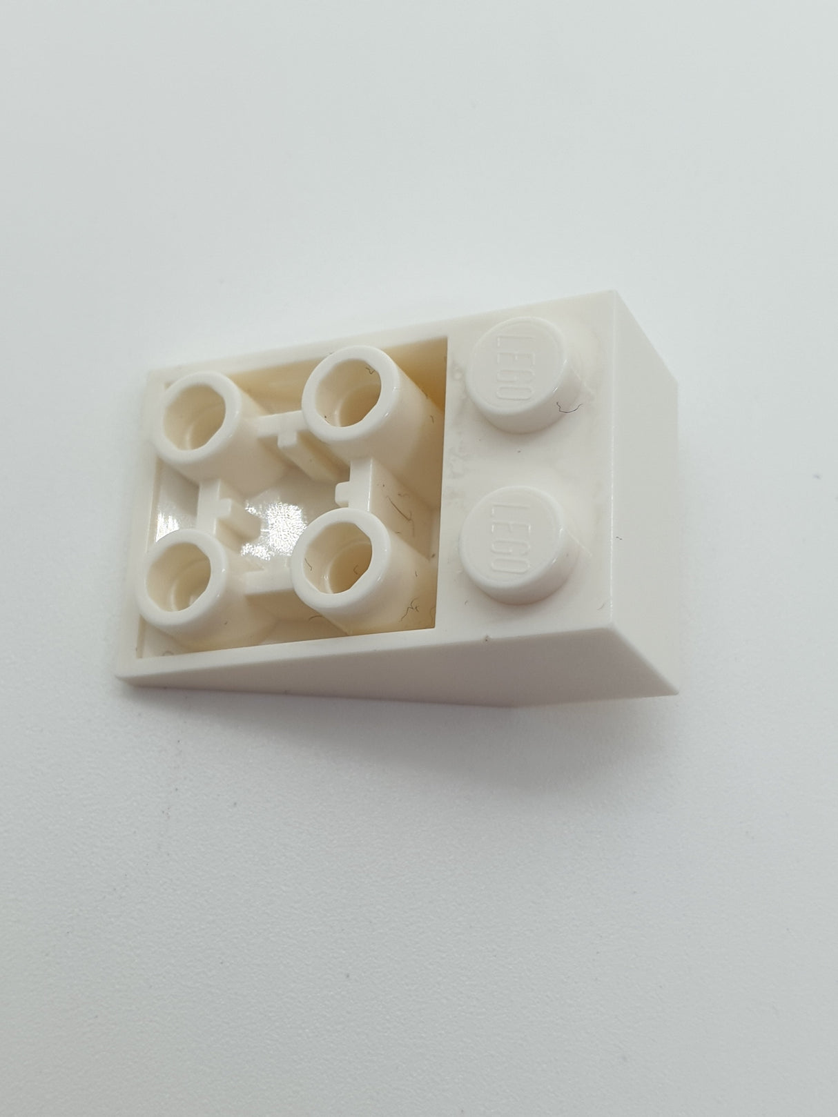 2x3 Invertstein 25° mit Verbindung zwischen den Noppen weiß white
