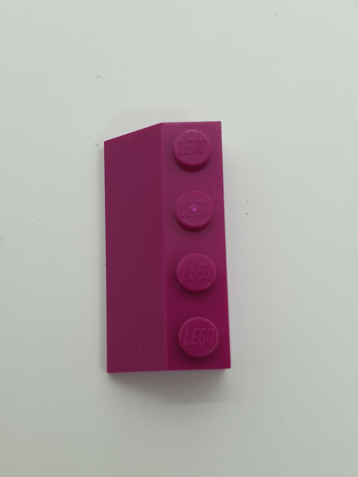 2x4 Dachstein 45° magenta