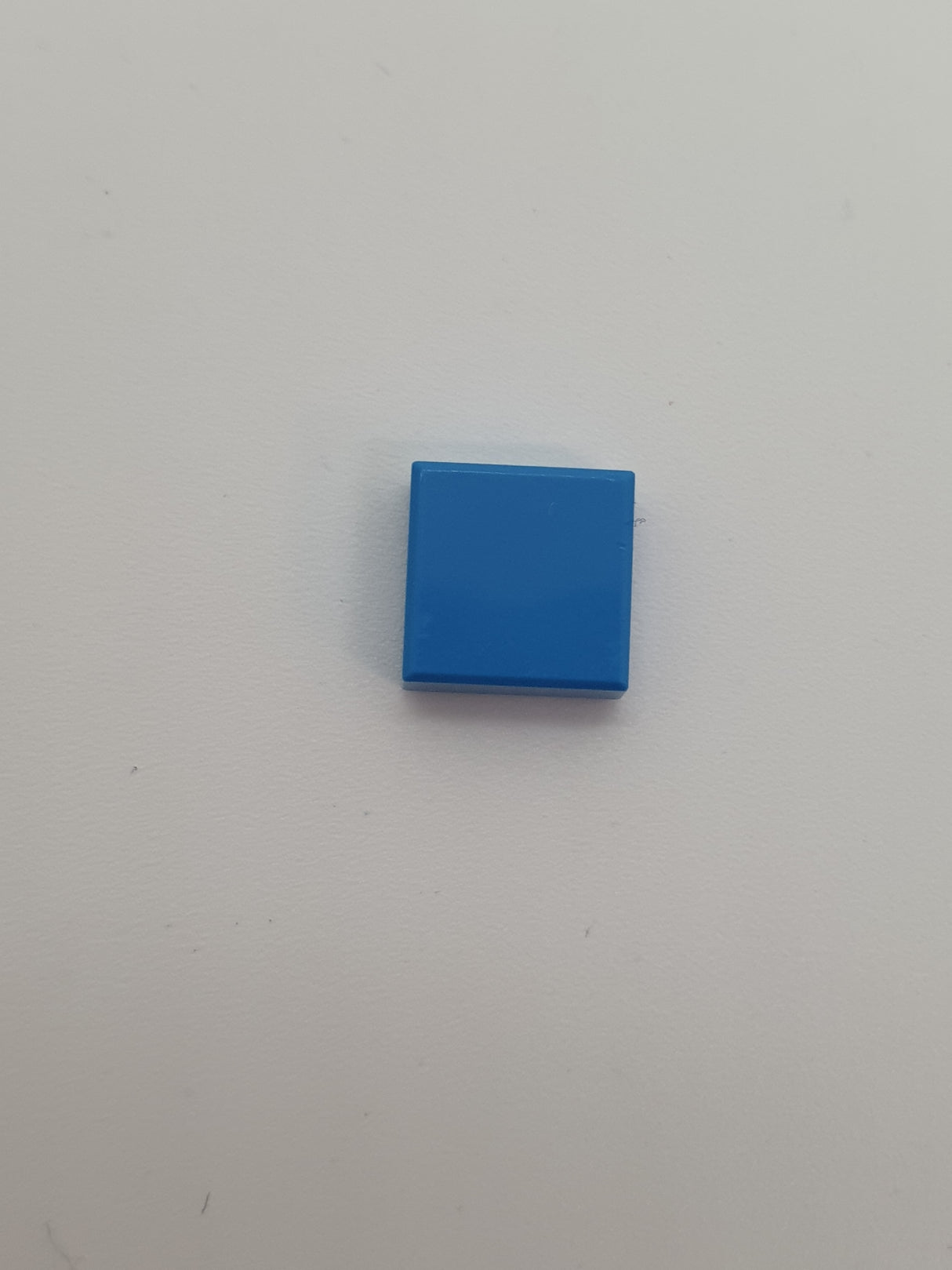 1x1 Fliese mittelblau