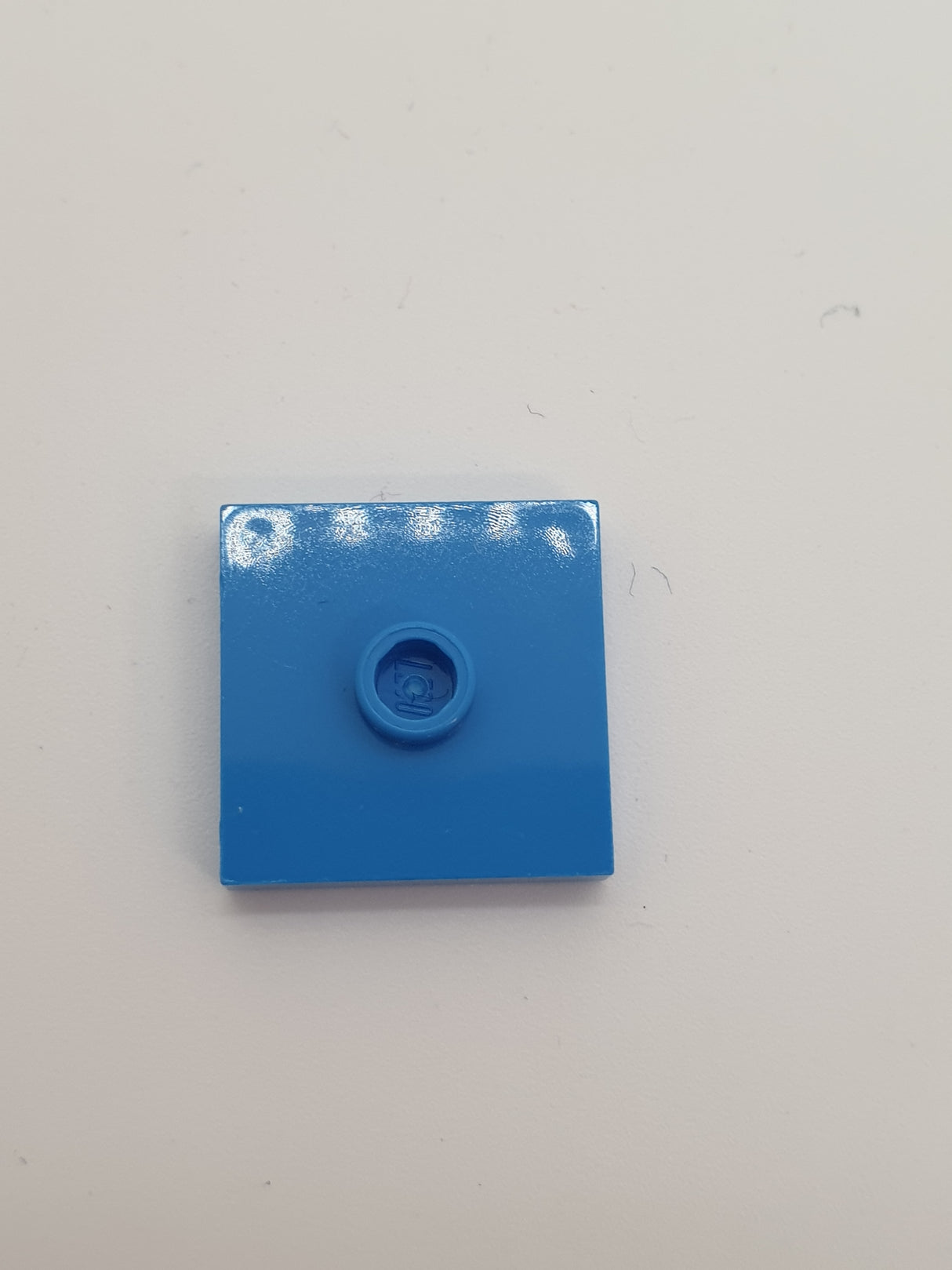 2x2 Fliese modifiziert mit einer Noppe mittelblau