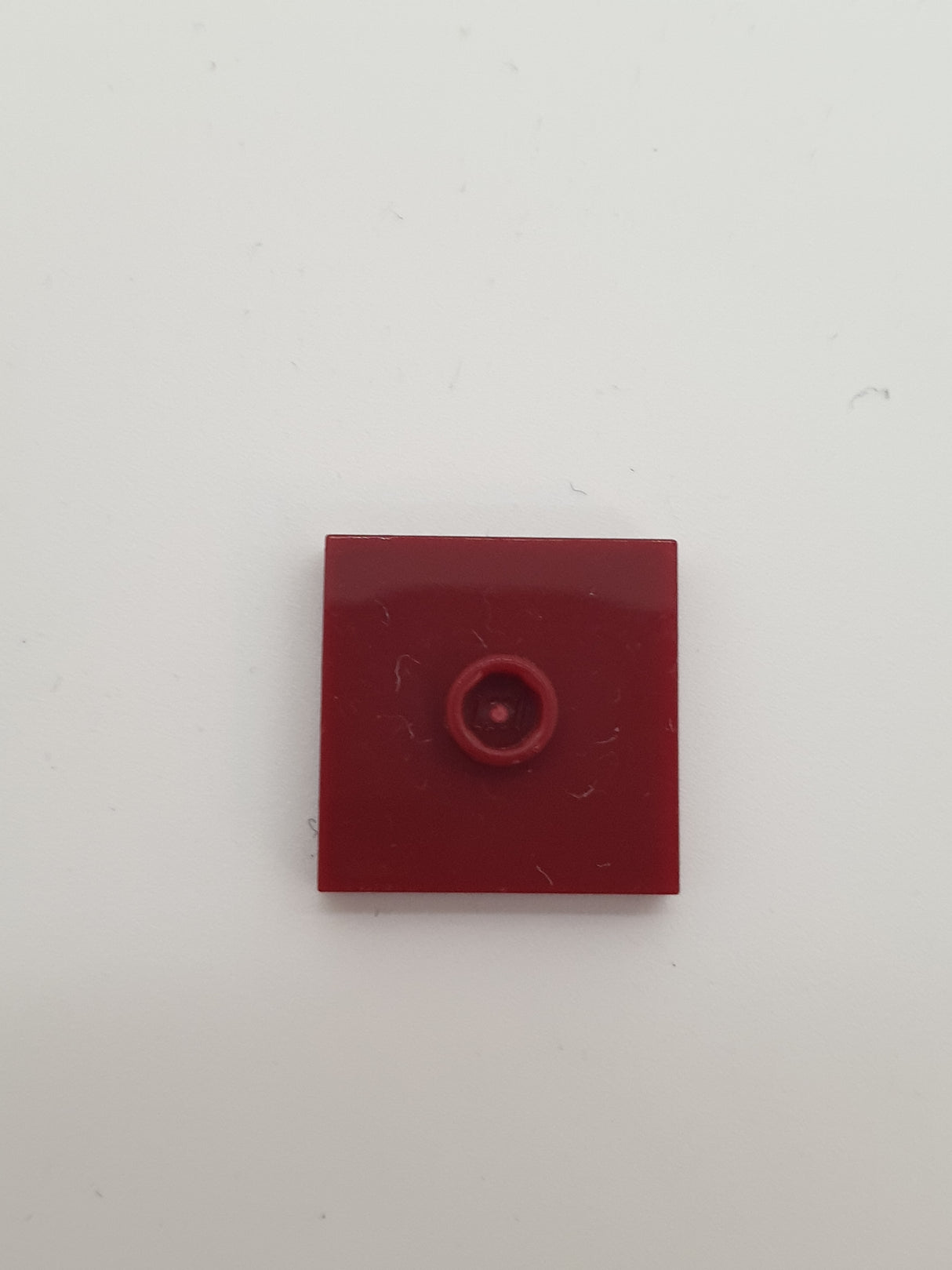 2x2 Fliese modifiziert mit einer Noppe dunkelrot
