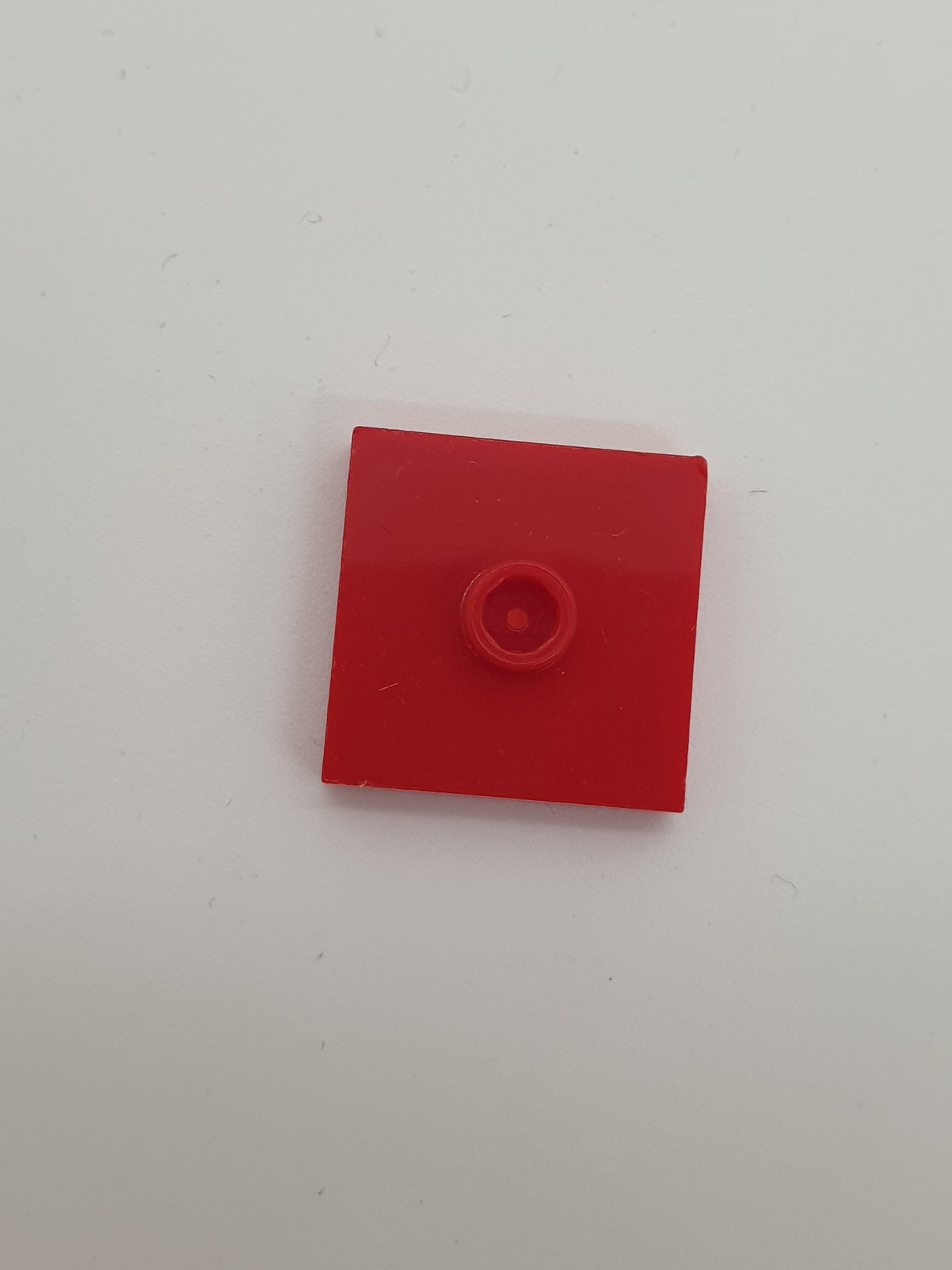 2x2 Fliese modifiziert mit einer Noppe rot
