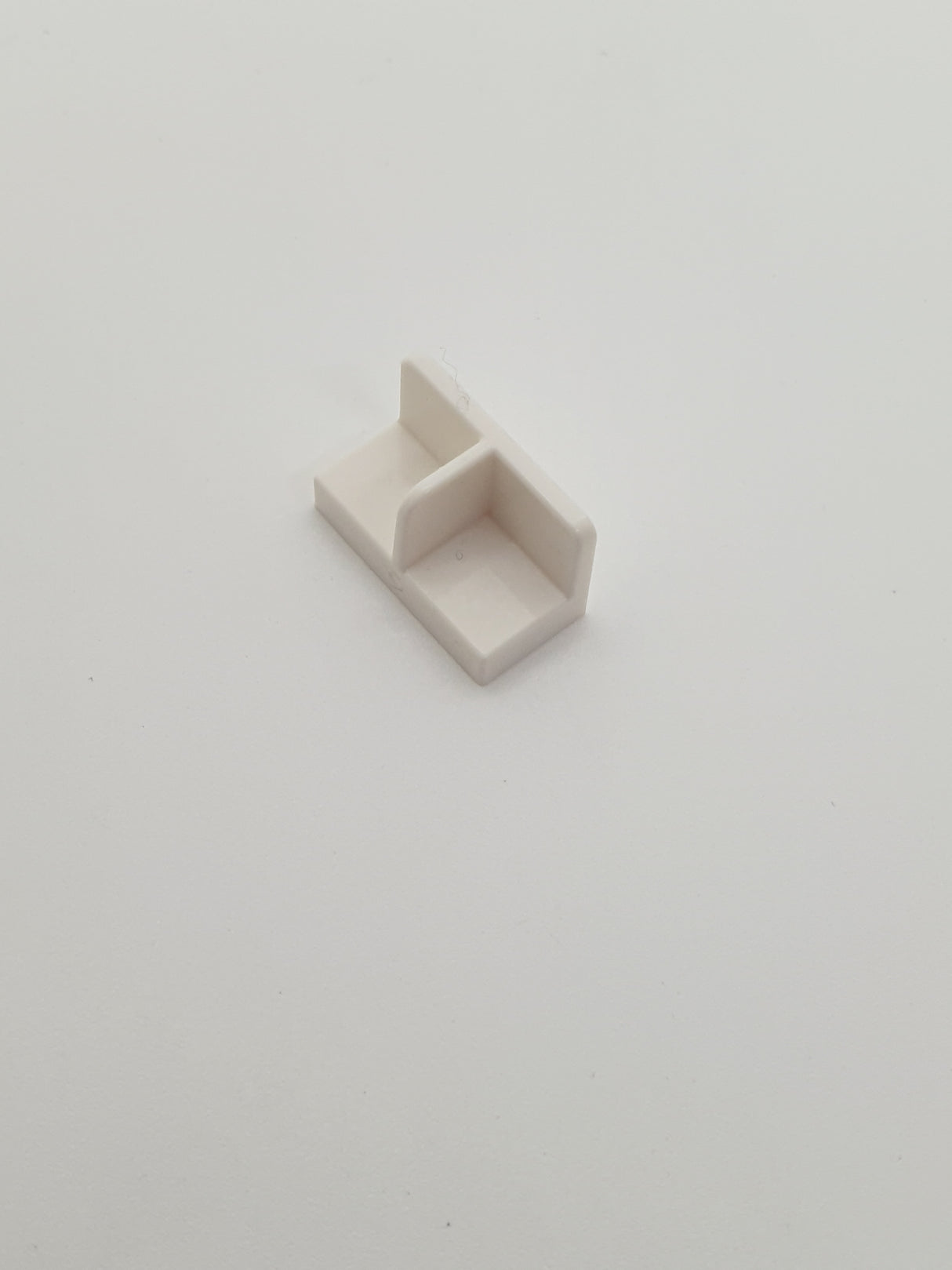 1x2x1 Paneel mit mittiger Wand weiß white