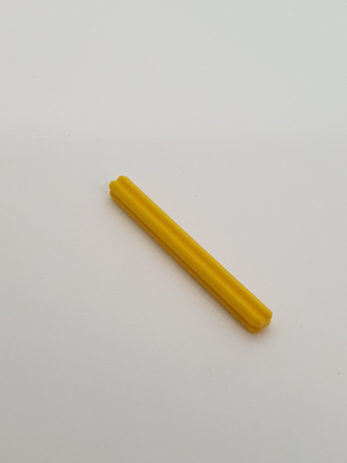 5M Technik Kreuz-Achse gelb