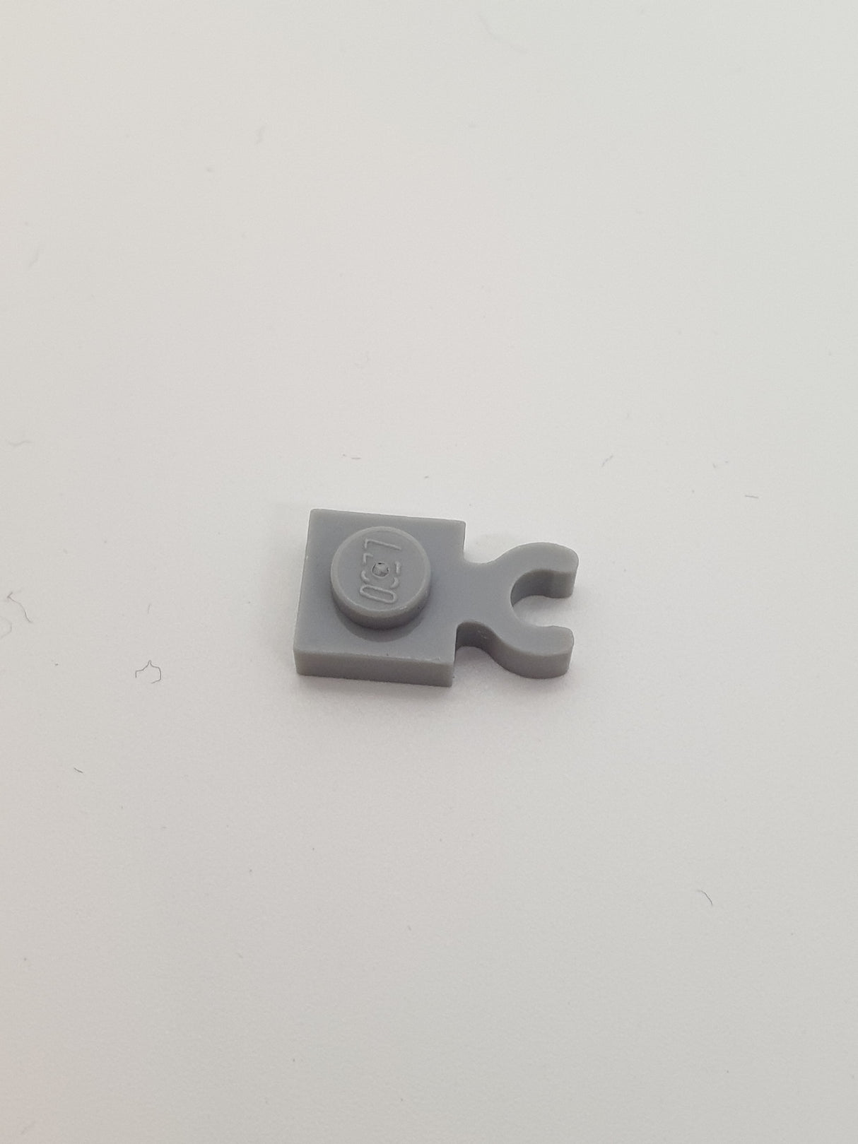 1x1 Platte mit O-Clip dick vertikal neuhellgrau