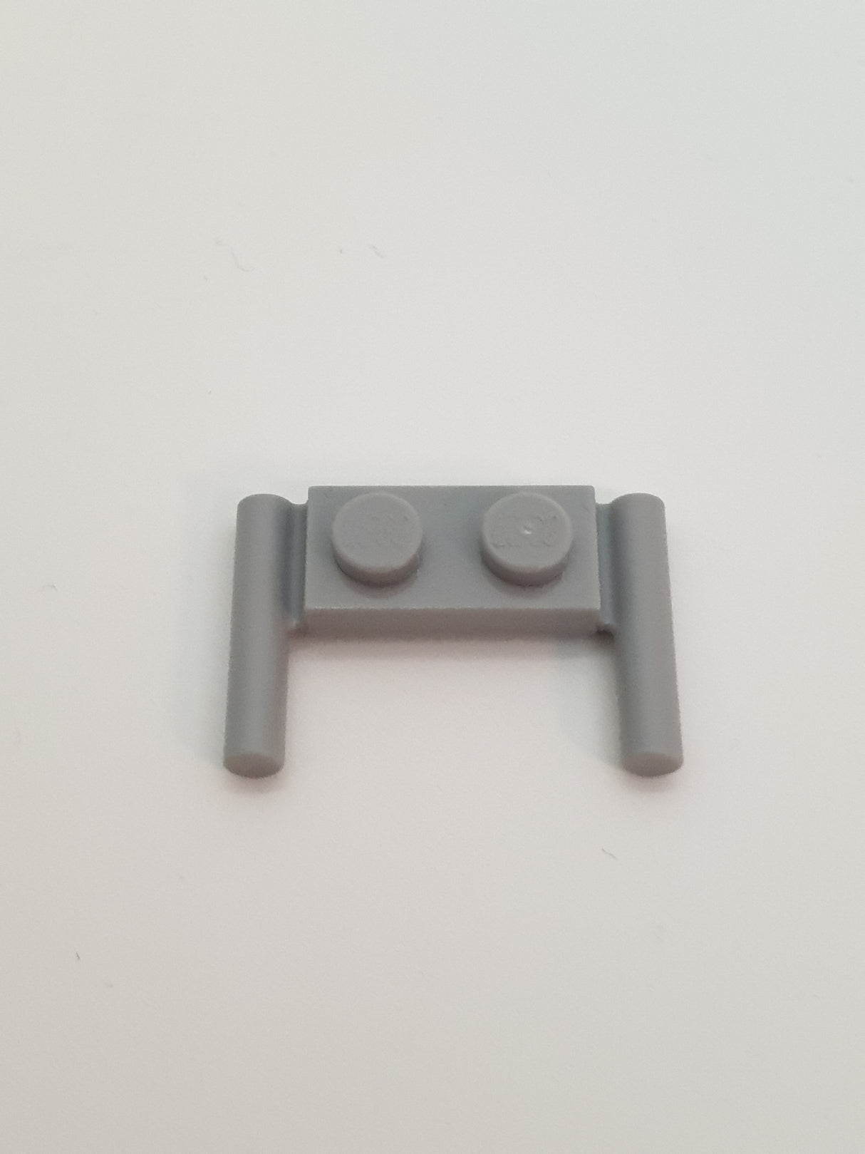 1x2 modifizierte Platte mit Doppelgriff gerade Enden neuhellgrau