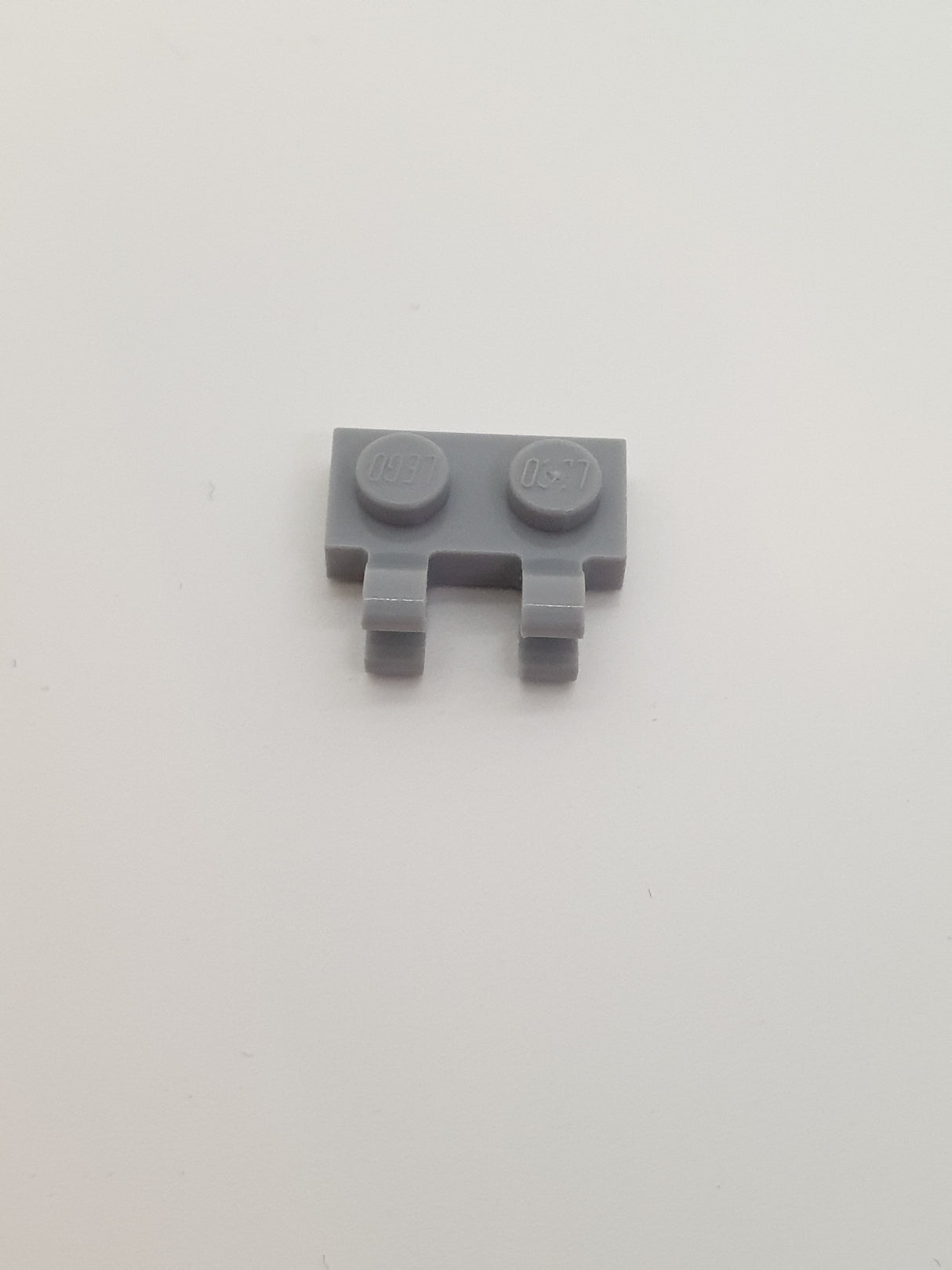 1x2 modifizierte Platte mit Clips U-Clips horizontal neuhellgrau