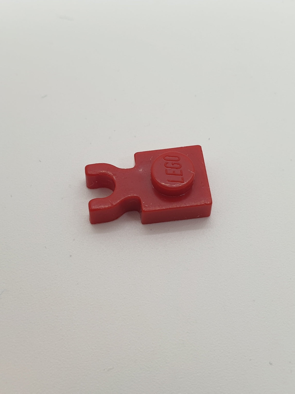 1x1 Platte mit U-Clip dick vertikal rot