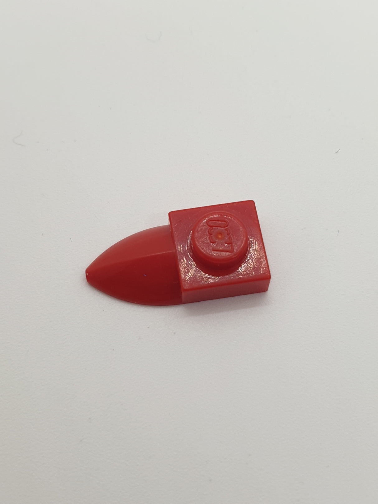 1x1 Platte mit Zahn rot