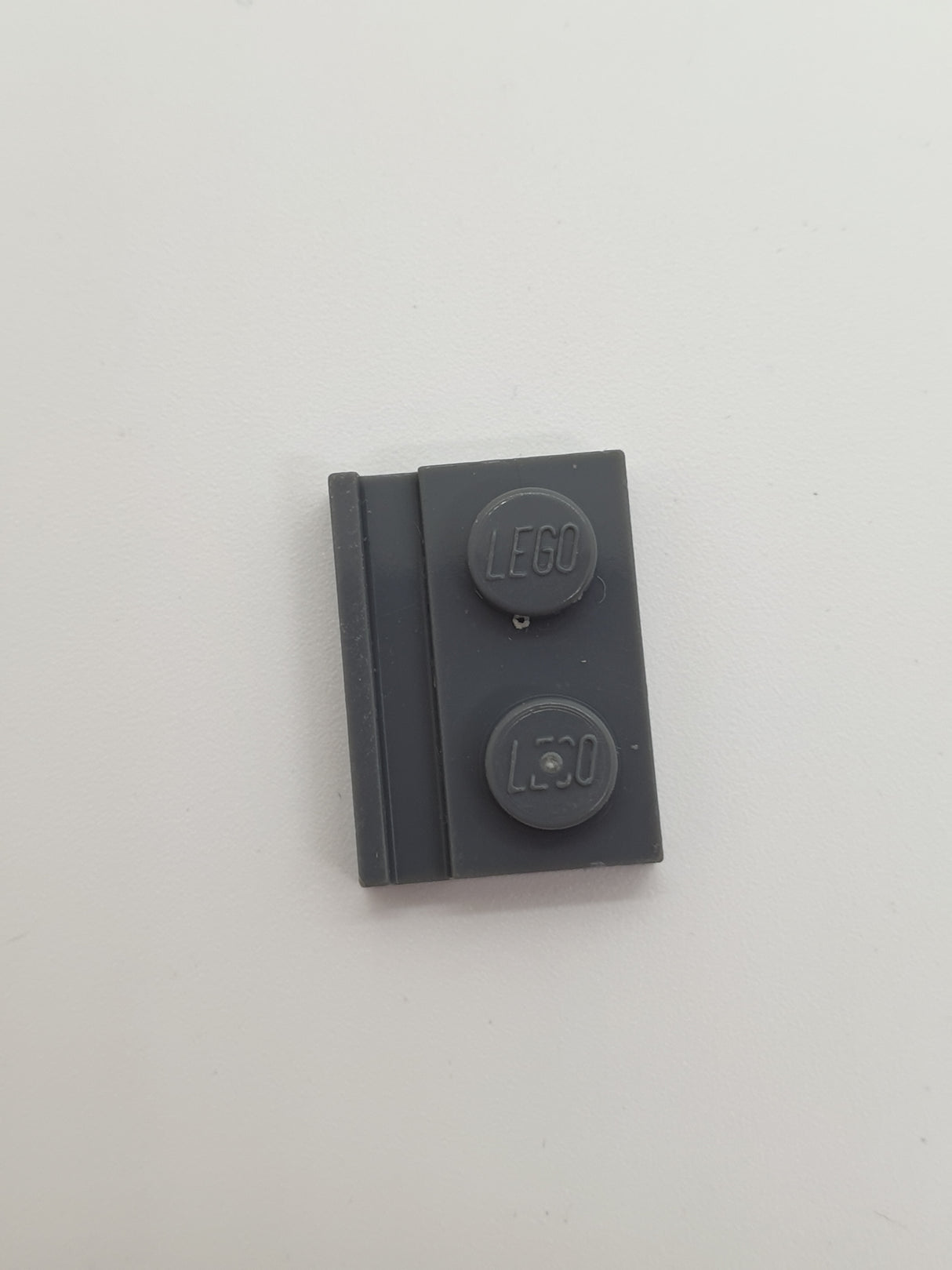 1x2 modifizierte Platte mit Schiene neudunkelgrau