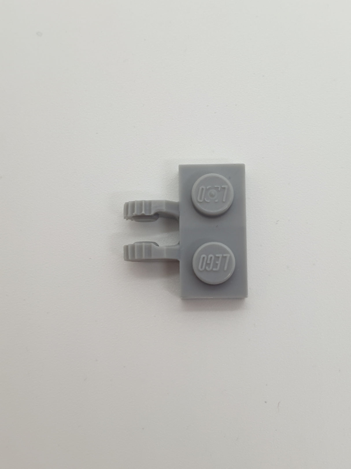 1x2 modifizierte Platte mit Scharnier 9 Zähne neuhellgrau