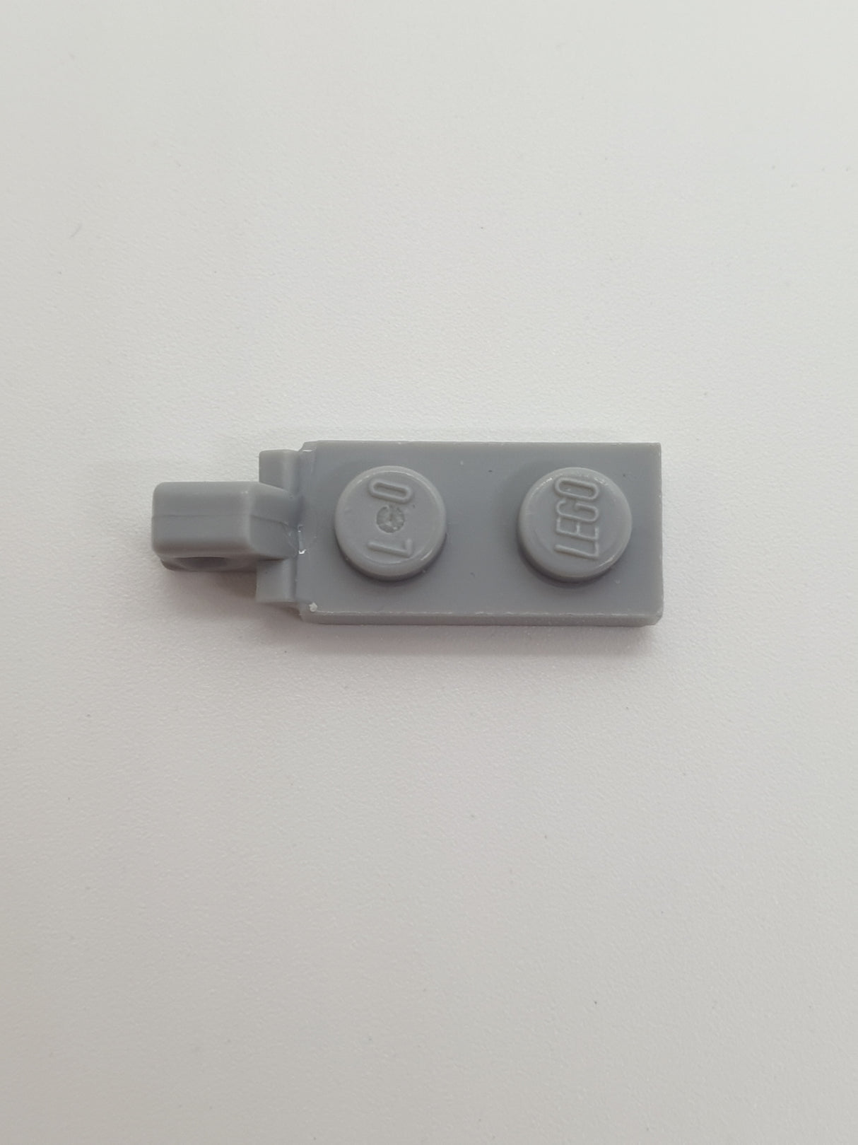 1x2 Scharnierplatte mit 1 Finger mit Nut neuhellgrau
