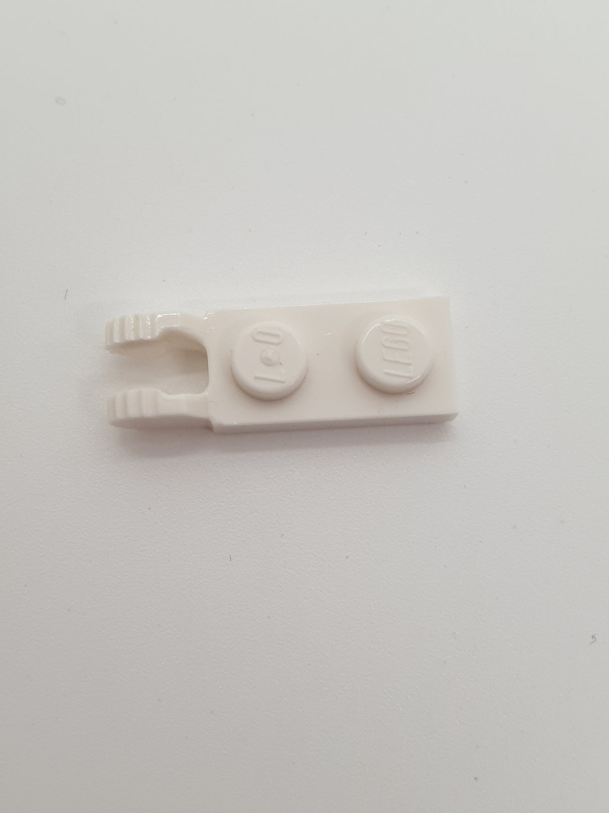 1x2 Scharnierplatte mit 2 Fingern mit Nut weiß white