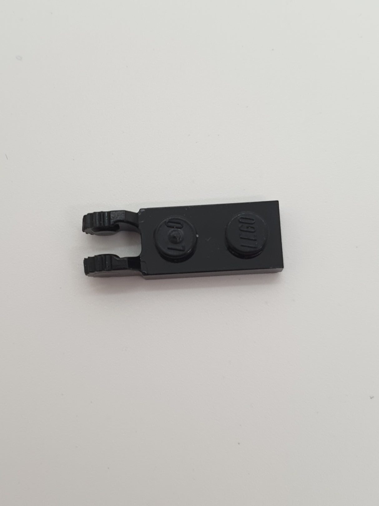 1x2 Scharnierplatte mit 2 Fingern mit Nut schwarz black