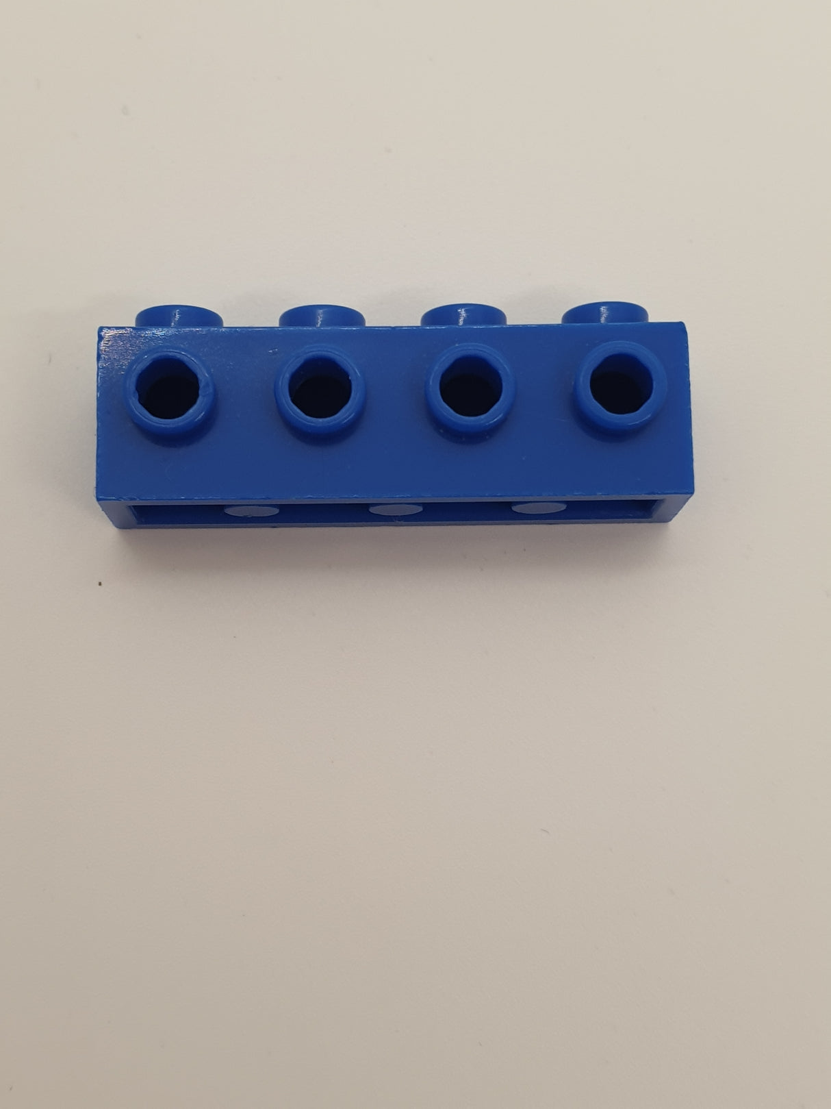 1x4 modifizierter Stein mit 4 Noppen an der Seite blau