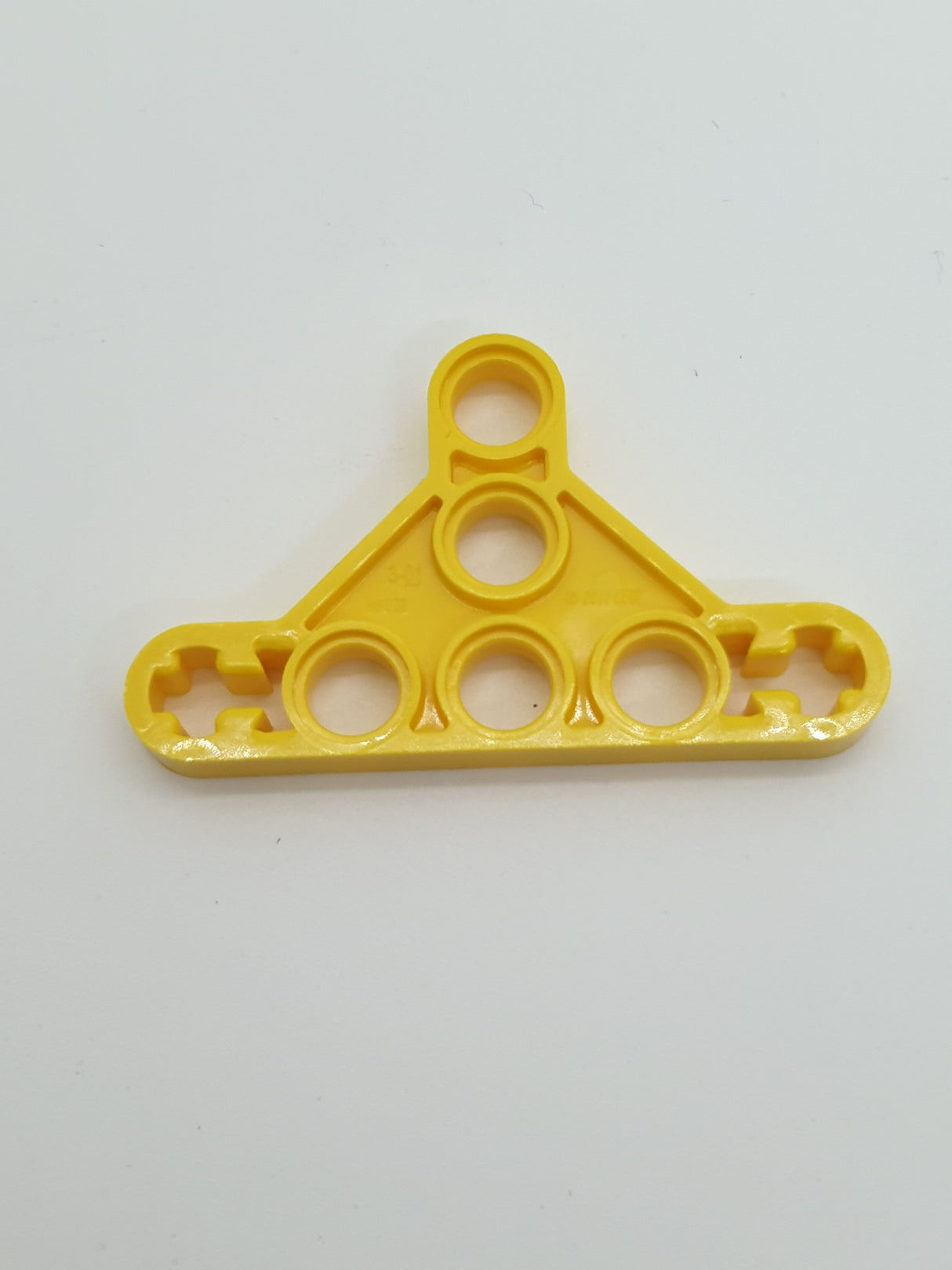 Technik Liftarm Dreieck flach Typ 2, gelb