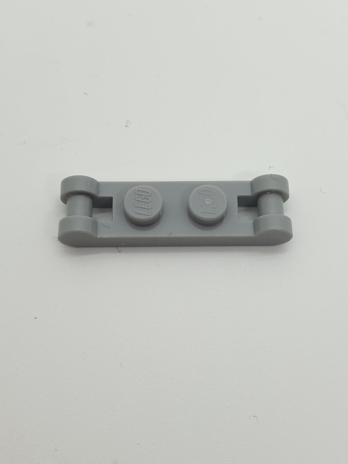 1x2 modifizierte Platte mit Griff auf beiden Seiten neuhellgrau