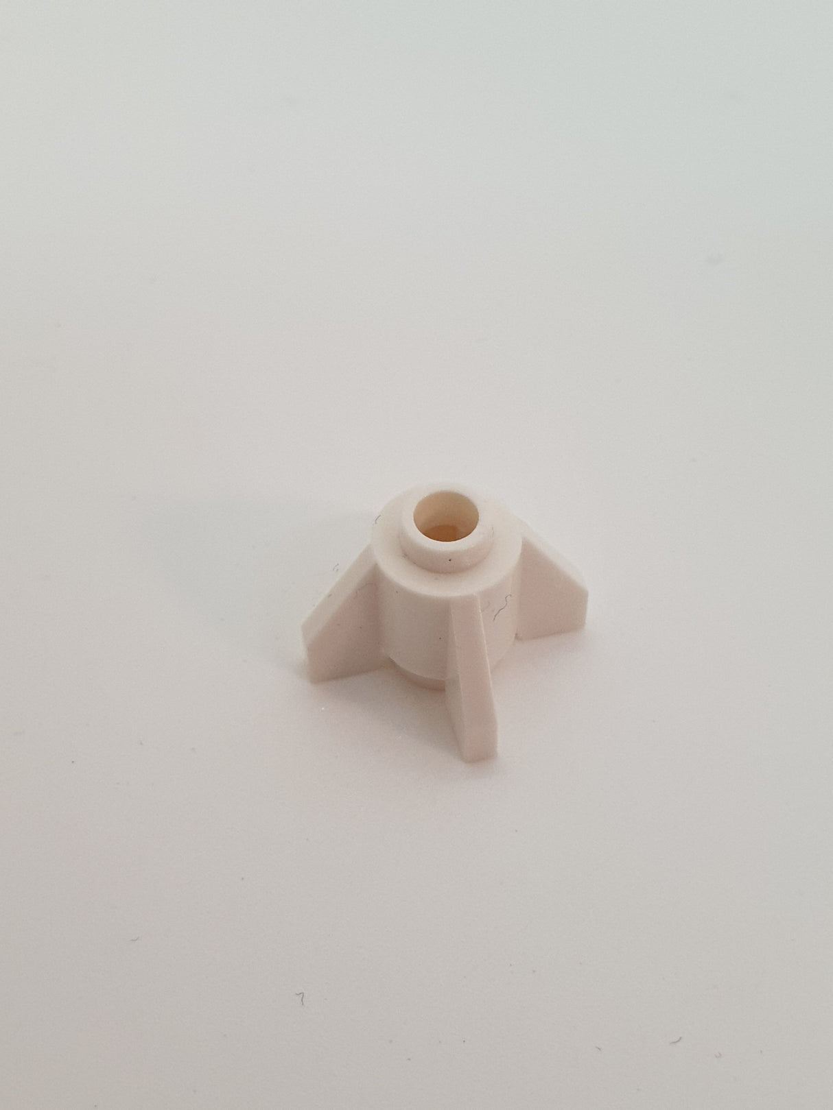 1x1 Rundstein/rakete mit Flossen weiß white