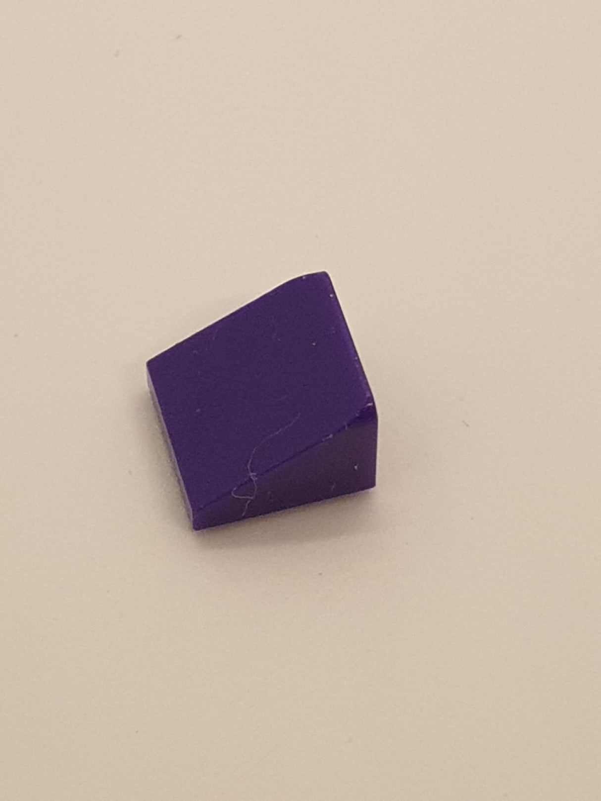 1x1 Dachstein 30° lila dark purple