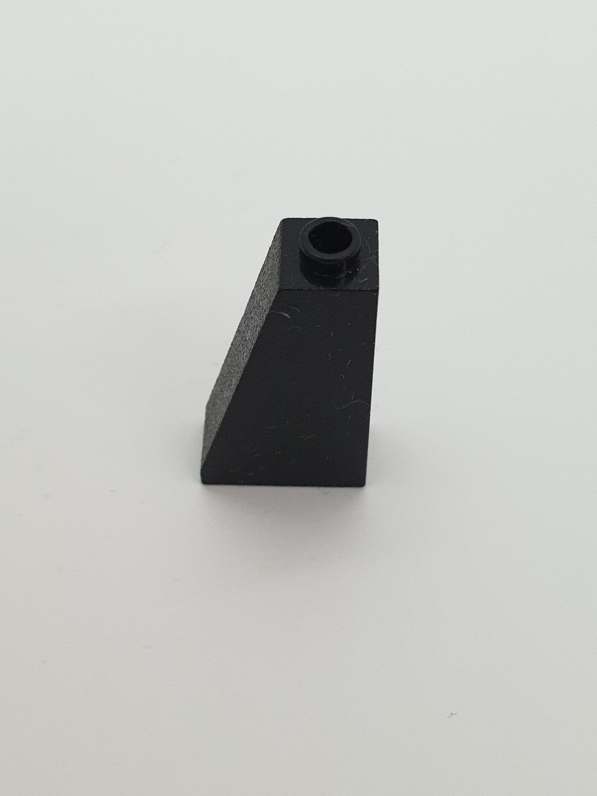 1x2x3 Dachstein 75° offene Noppe, zum Stein offen schwarz black