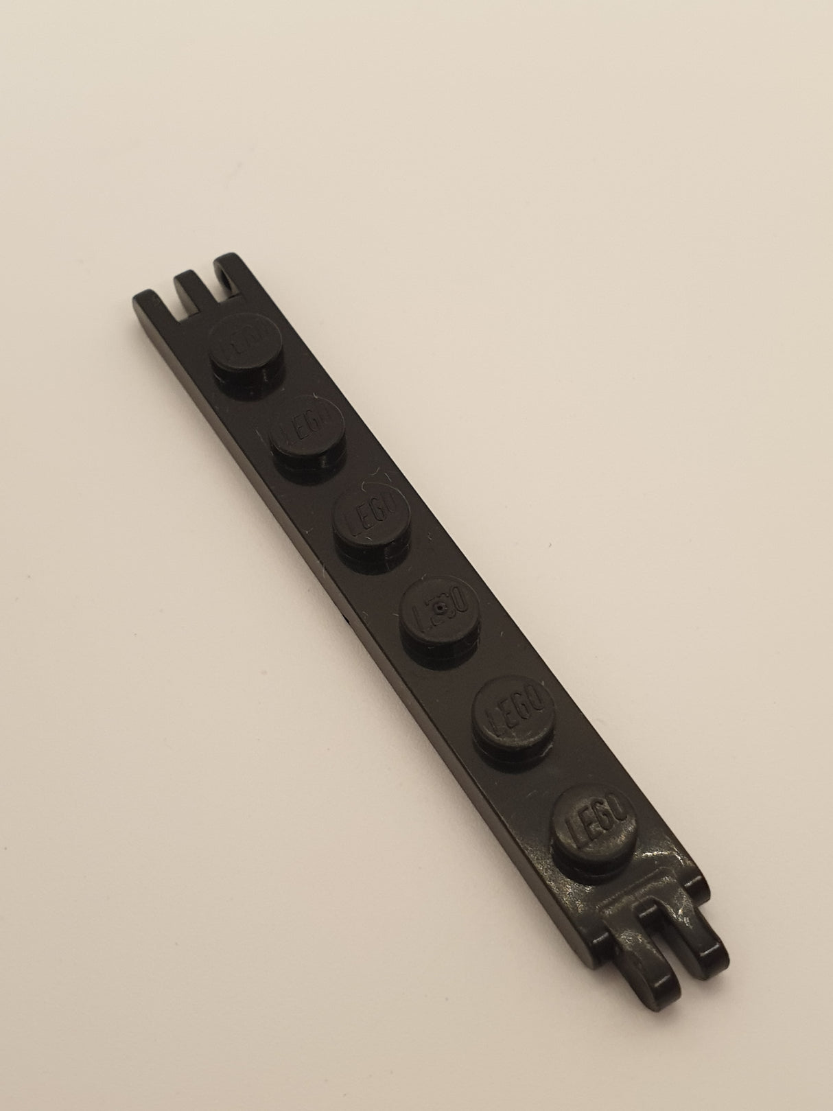 1x6 Scharnierplatte mit Finger an beiden Enden schwarz black