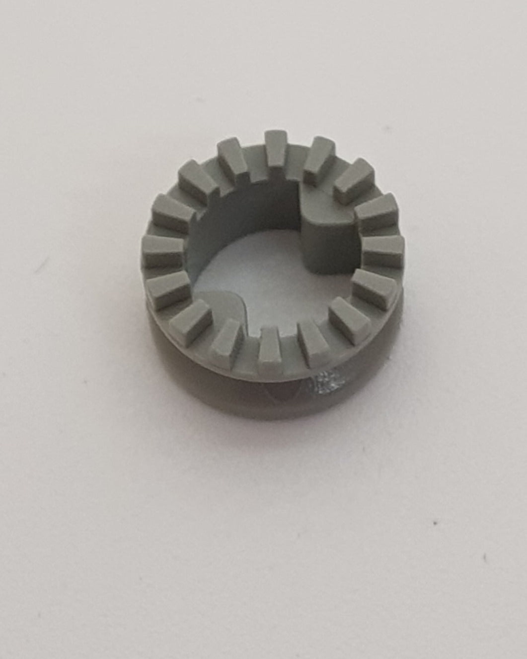 Technik Hülle 1/2 gezahnt (2 Grate) althellgrau light gray