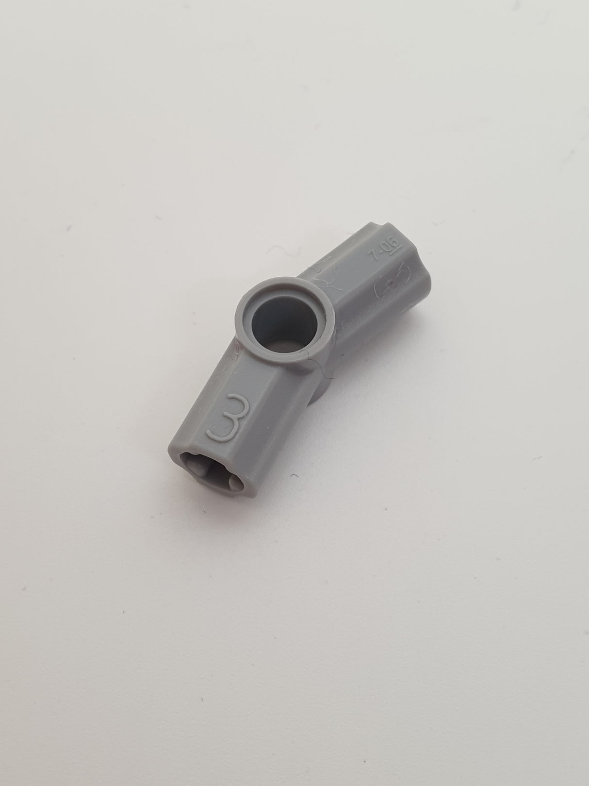 Technik Pin- und Achsverbinder #3 mit 157,5° neuhellgrau