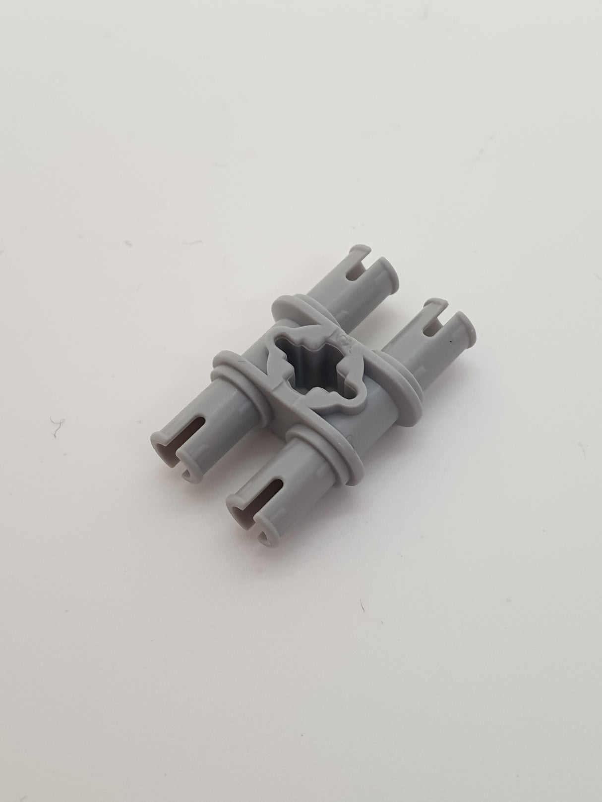 Pinverbinder mit 4 Pins senkrecht 3L neuhellgrau