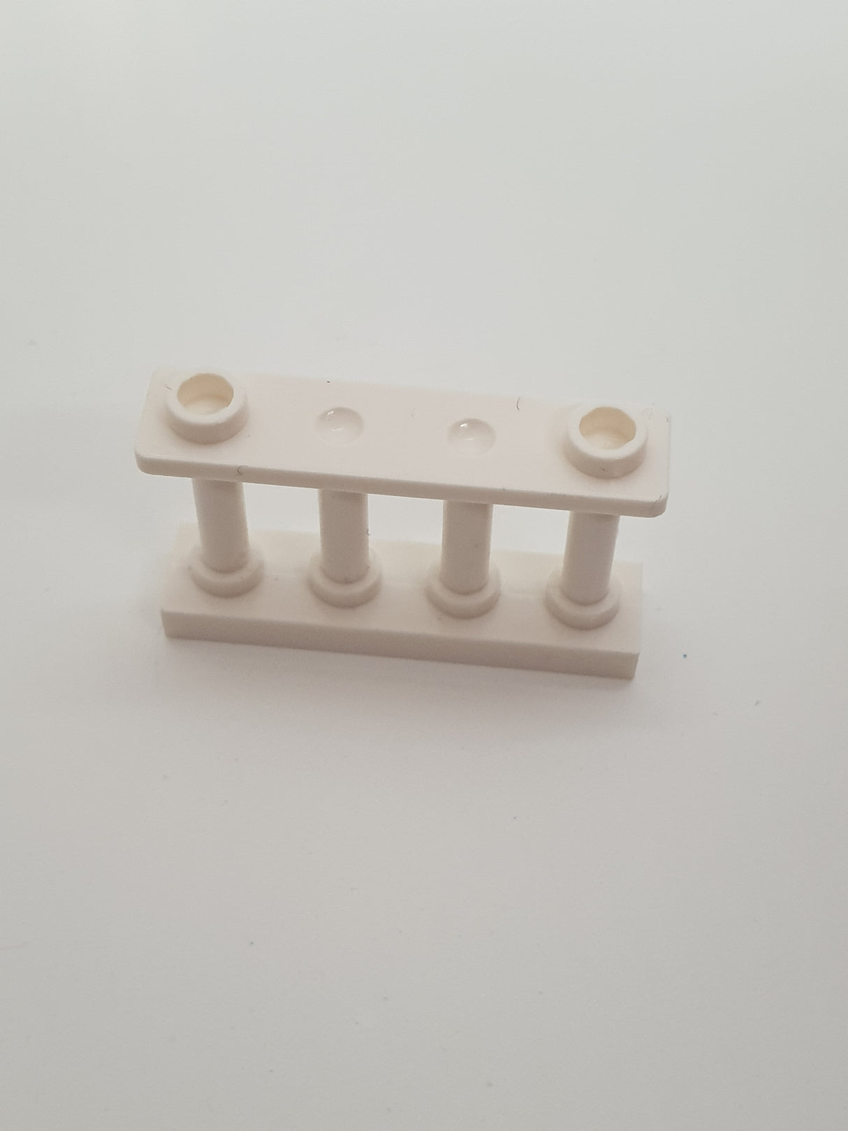 1x4x2 Zaun/Gitter mit 2 Noppen weiß white